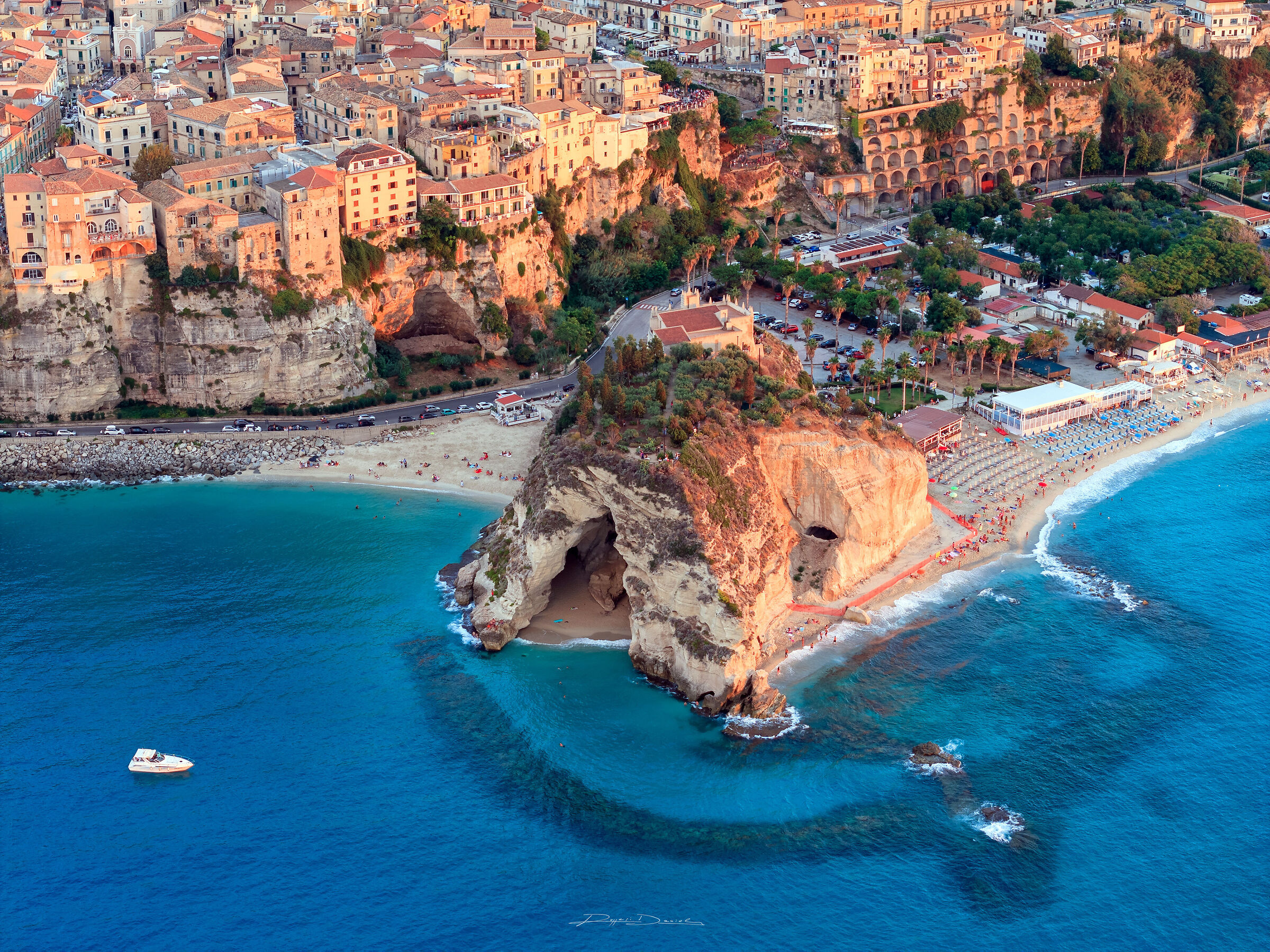 Santa Maria dell'Isola di Tropea