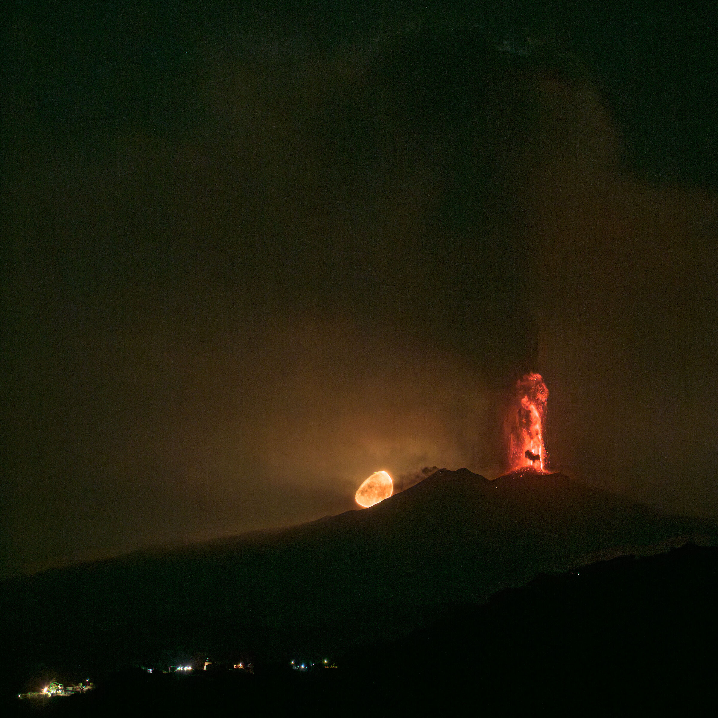 Etna e la Luna - 14 Agosto 2024