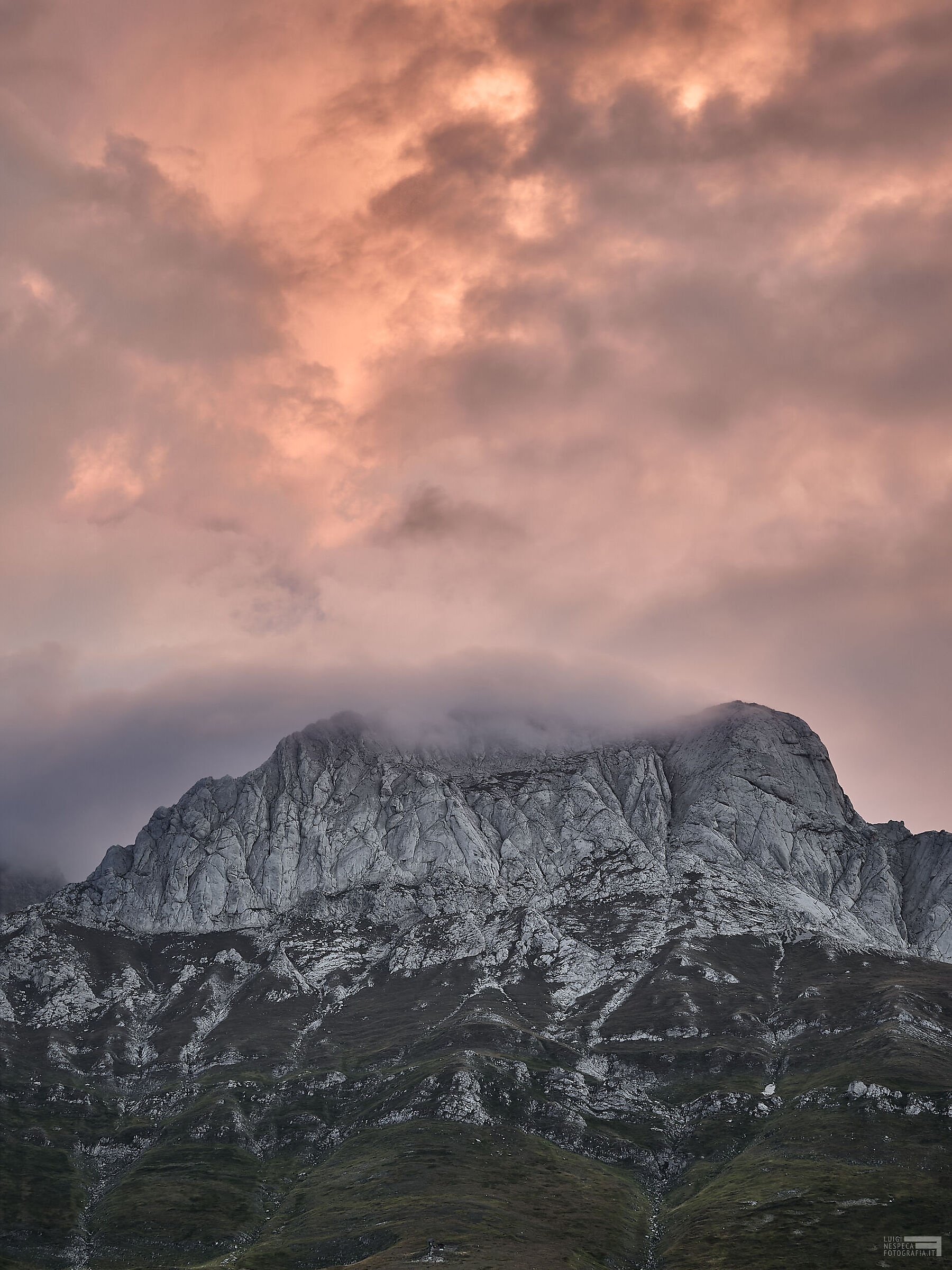 Tramonto sul corno Piccolo - Gran Sasso