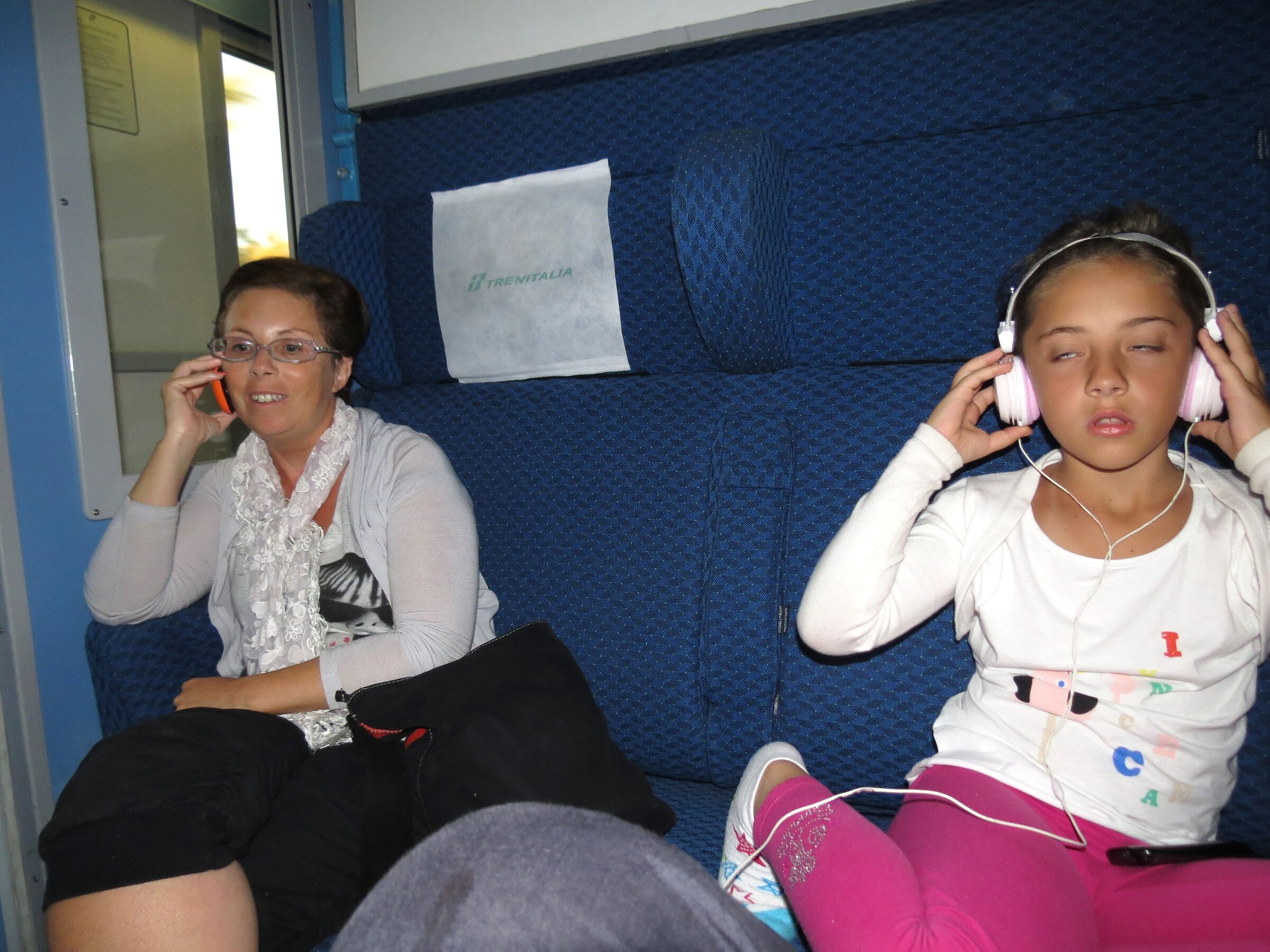 Yes.. Yes, hypnotic music works.