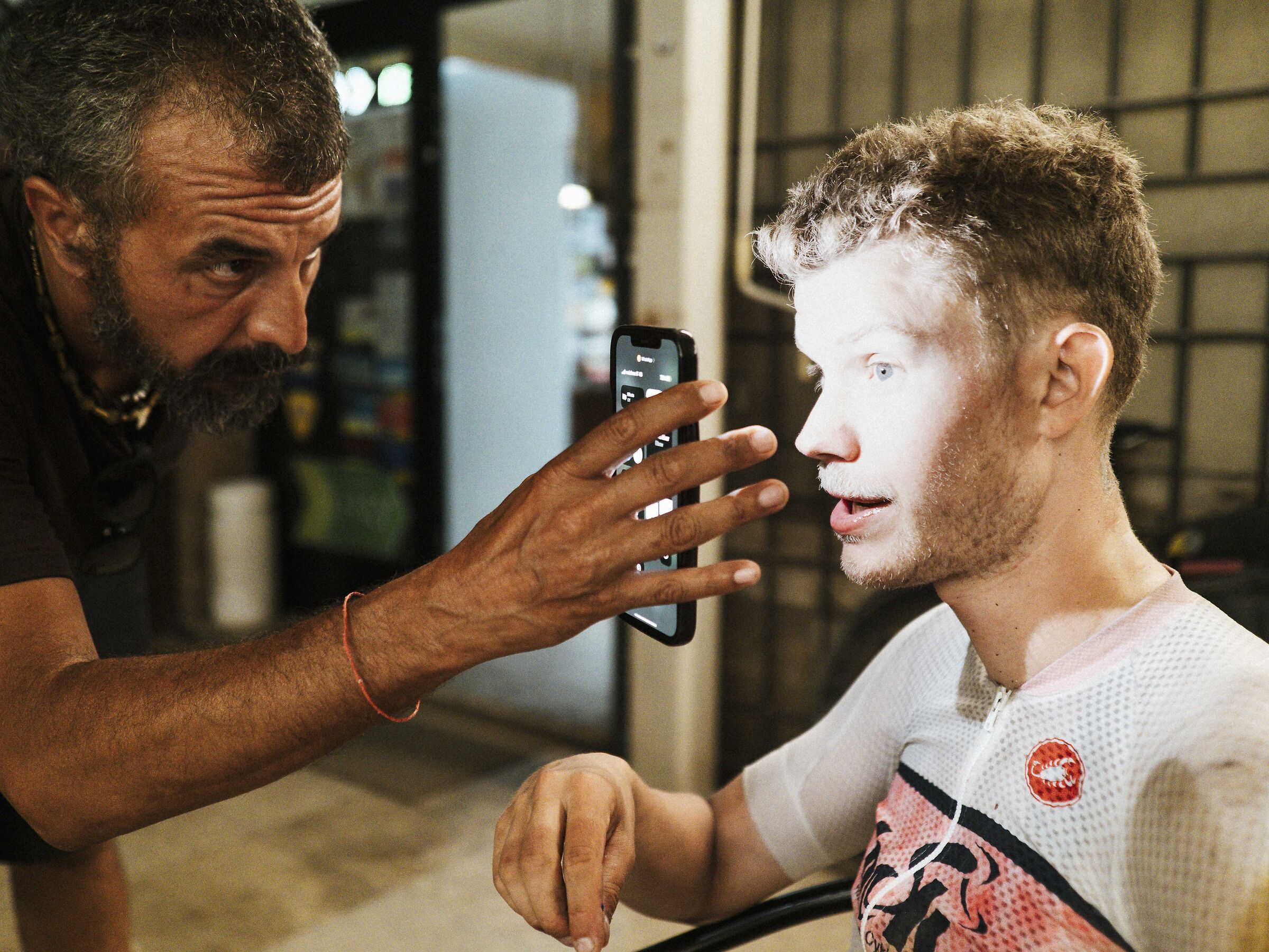 Via Race - Eivind & Ryan after the crash, Asciano