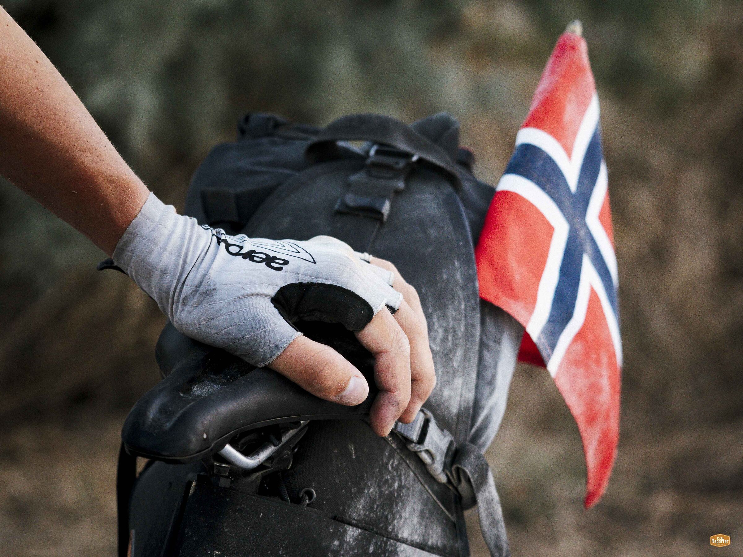 Via Race - Eivind crashes, Asciano