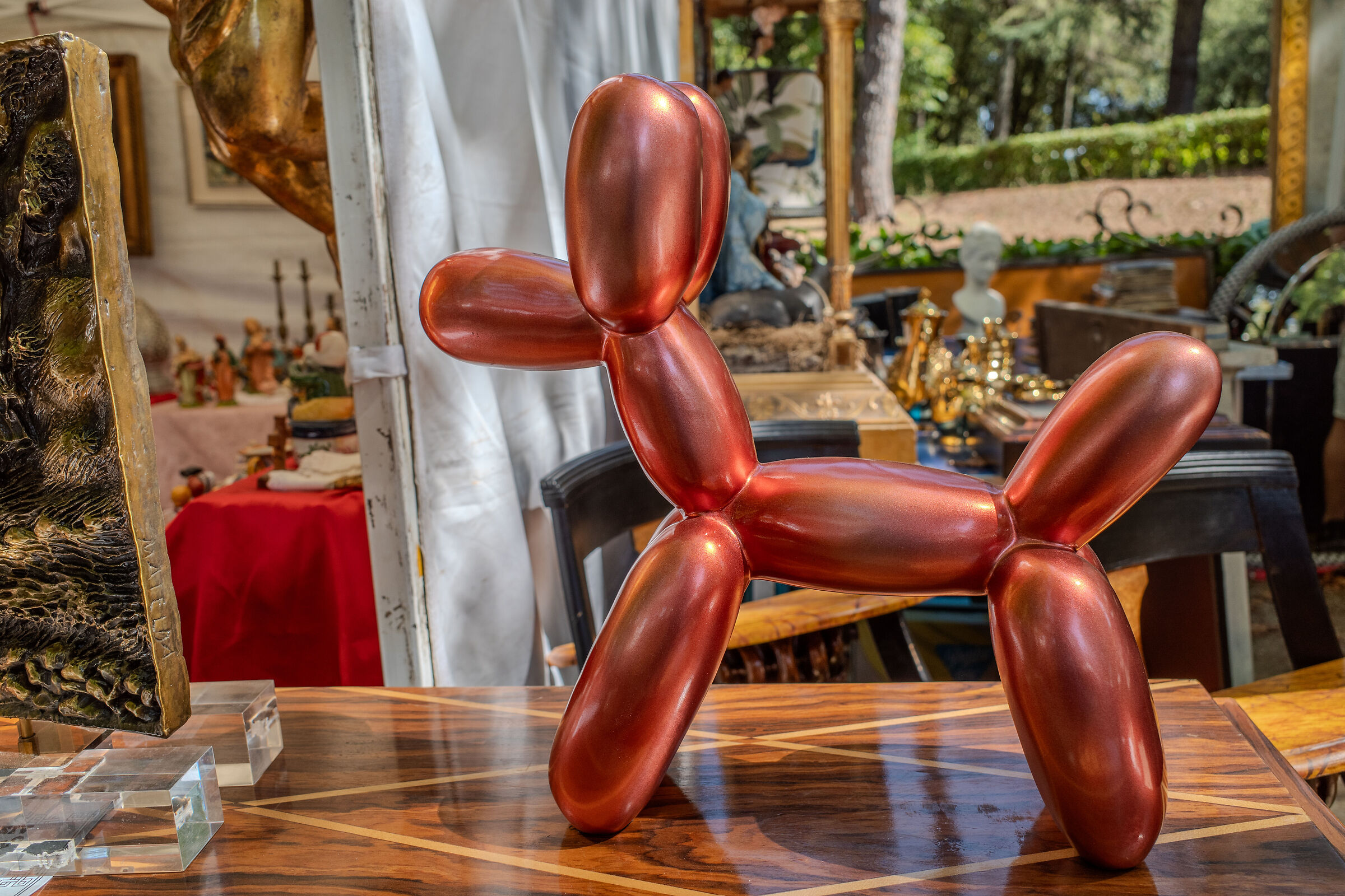Pseudo-pneumo-sculpture