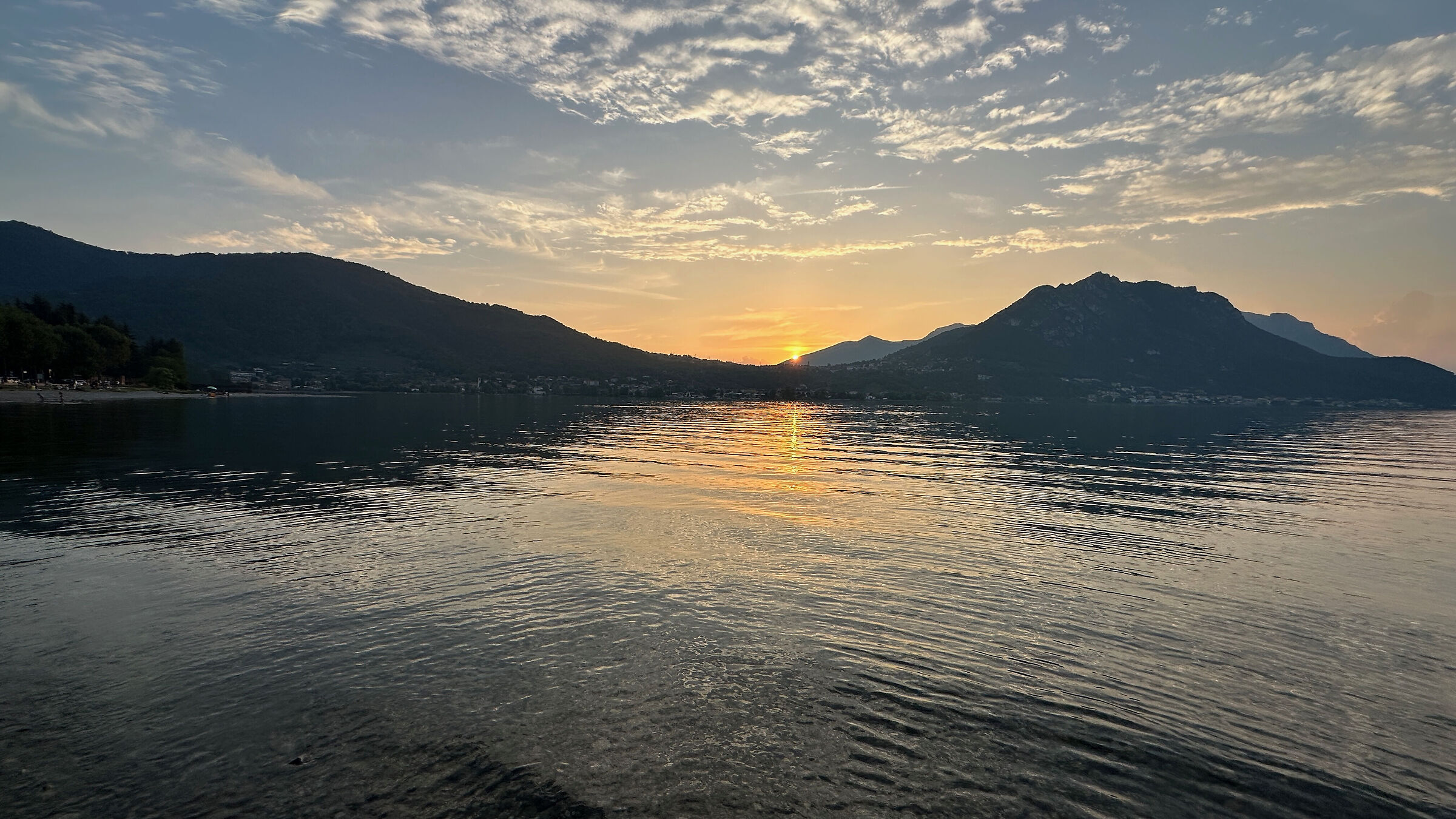 Summer sunset on Lake Garlate