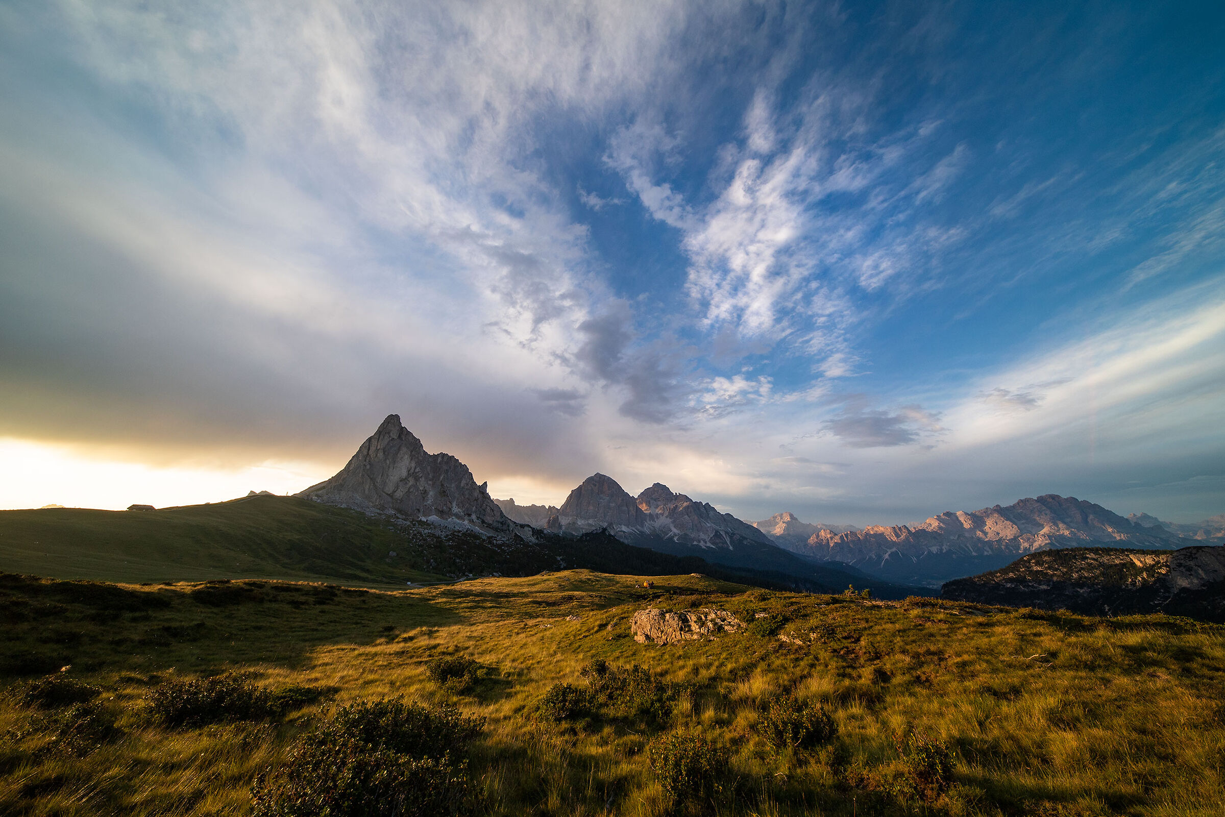 Passo Giau wide over Cortina
