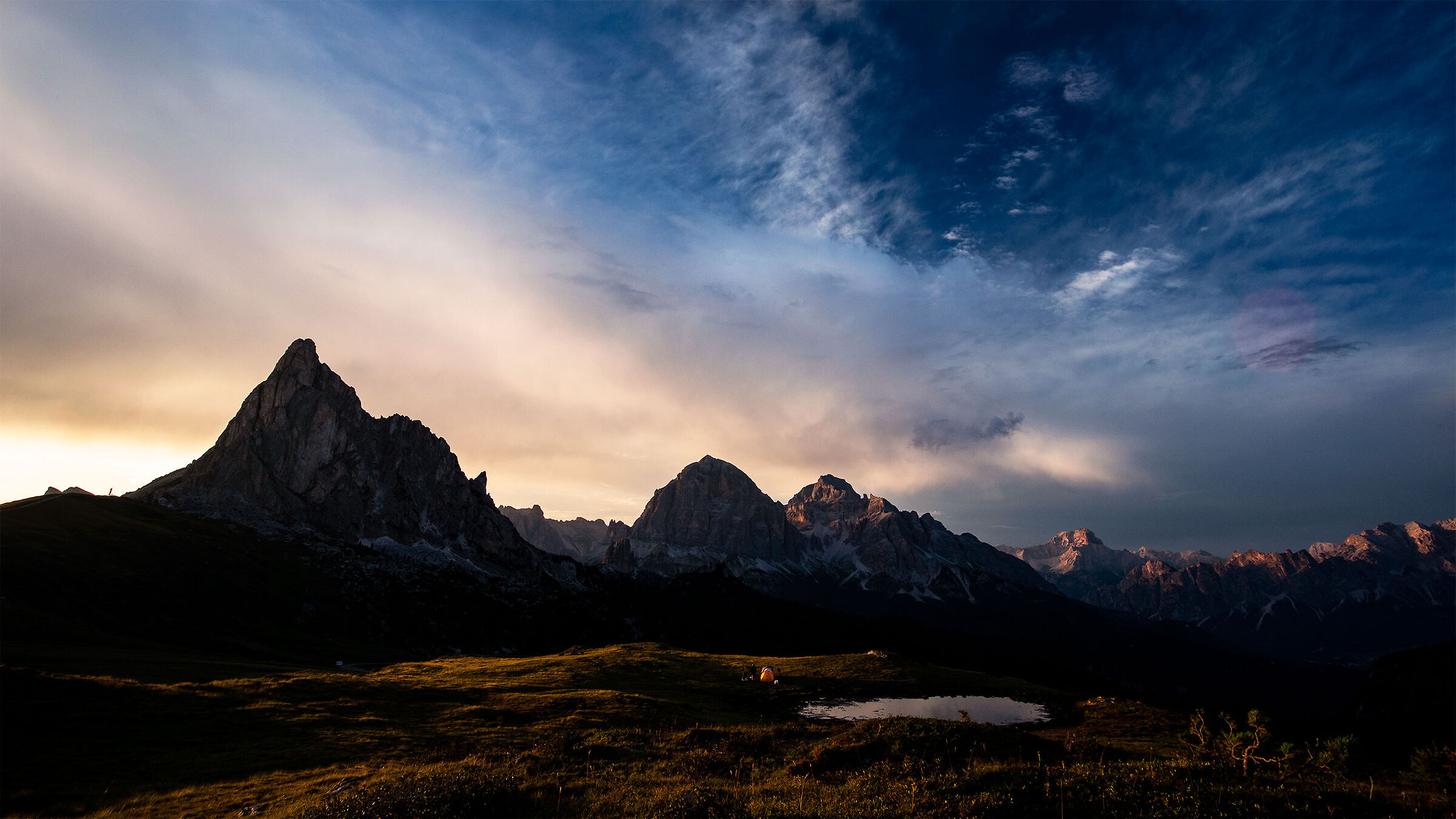 Passo Giau sunset wide over Cortina
