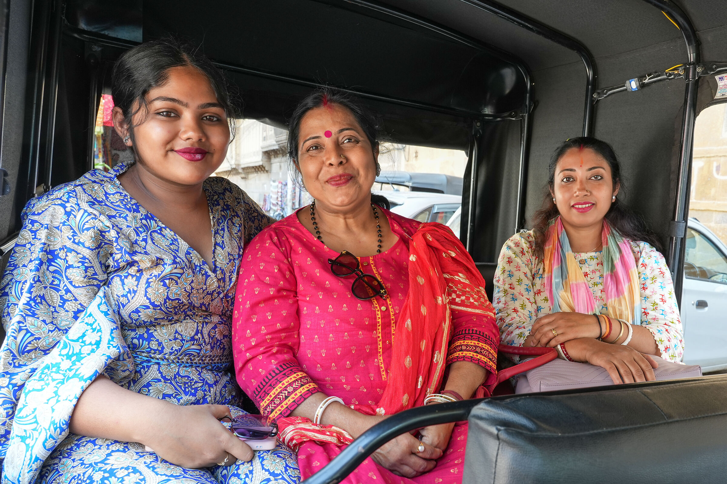 andiamo in centro in tuk tuk?