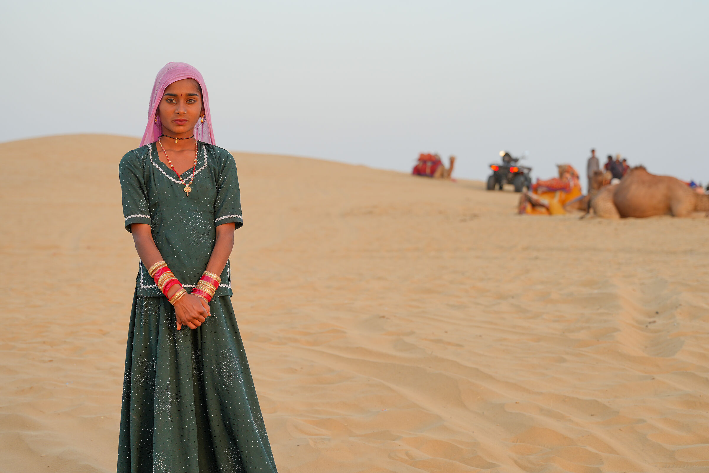 la bambina nel deserto