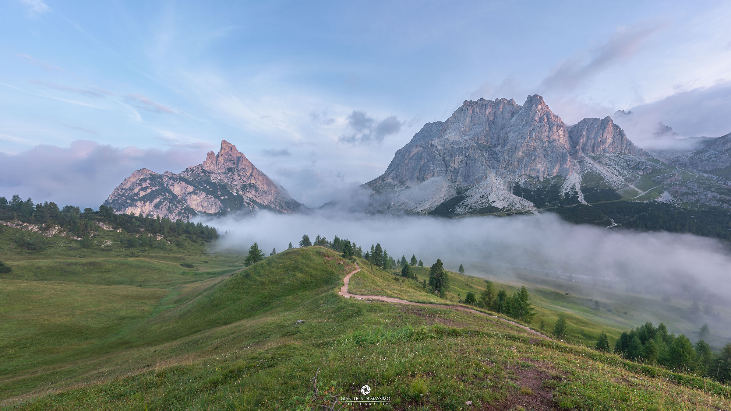 The sunrise of Passo Falzarego
