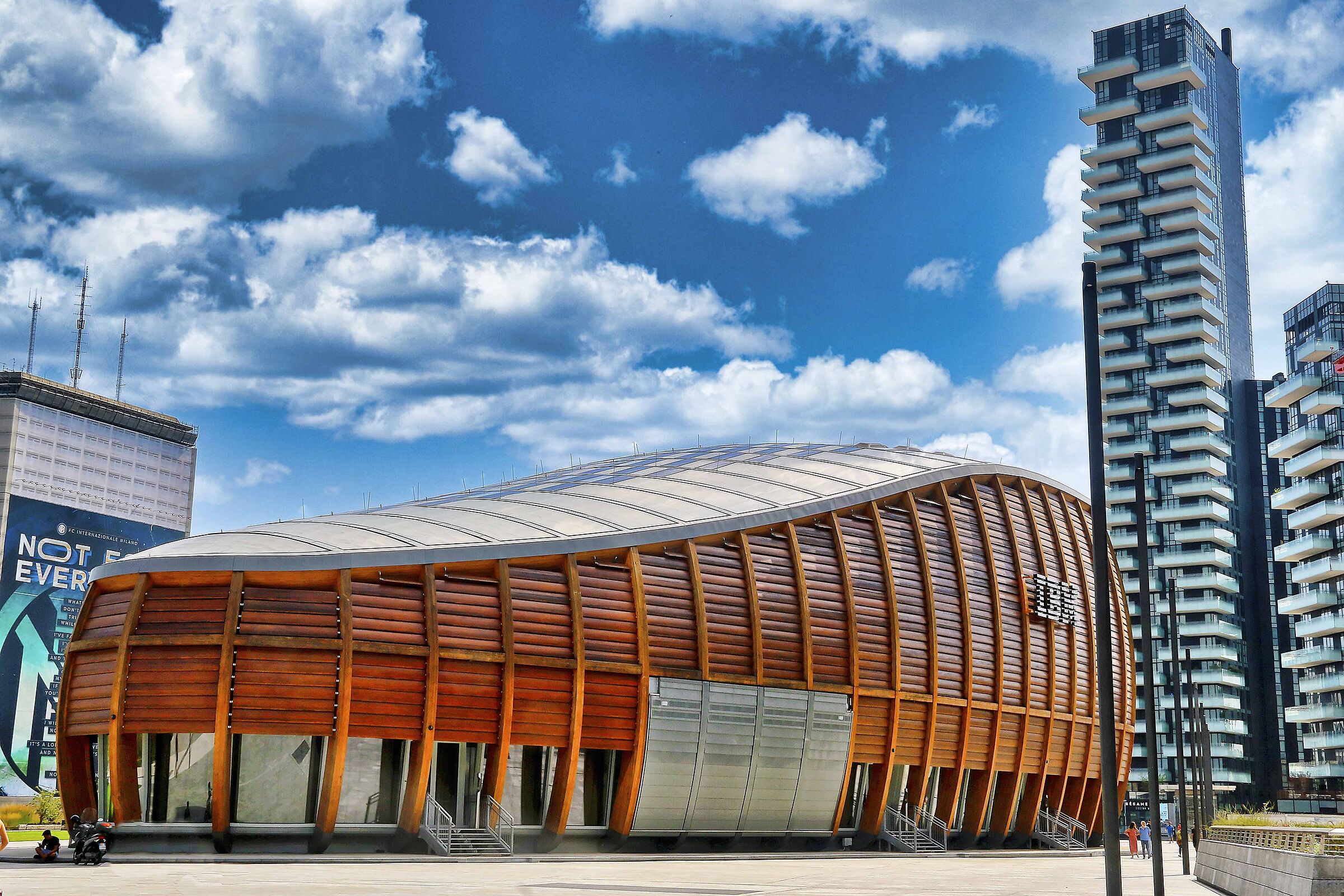 IBM Studios Milano HDR