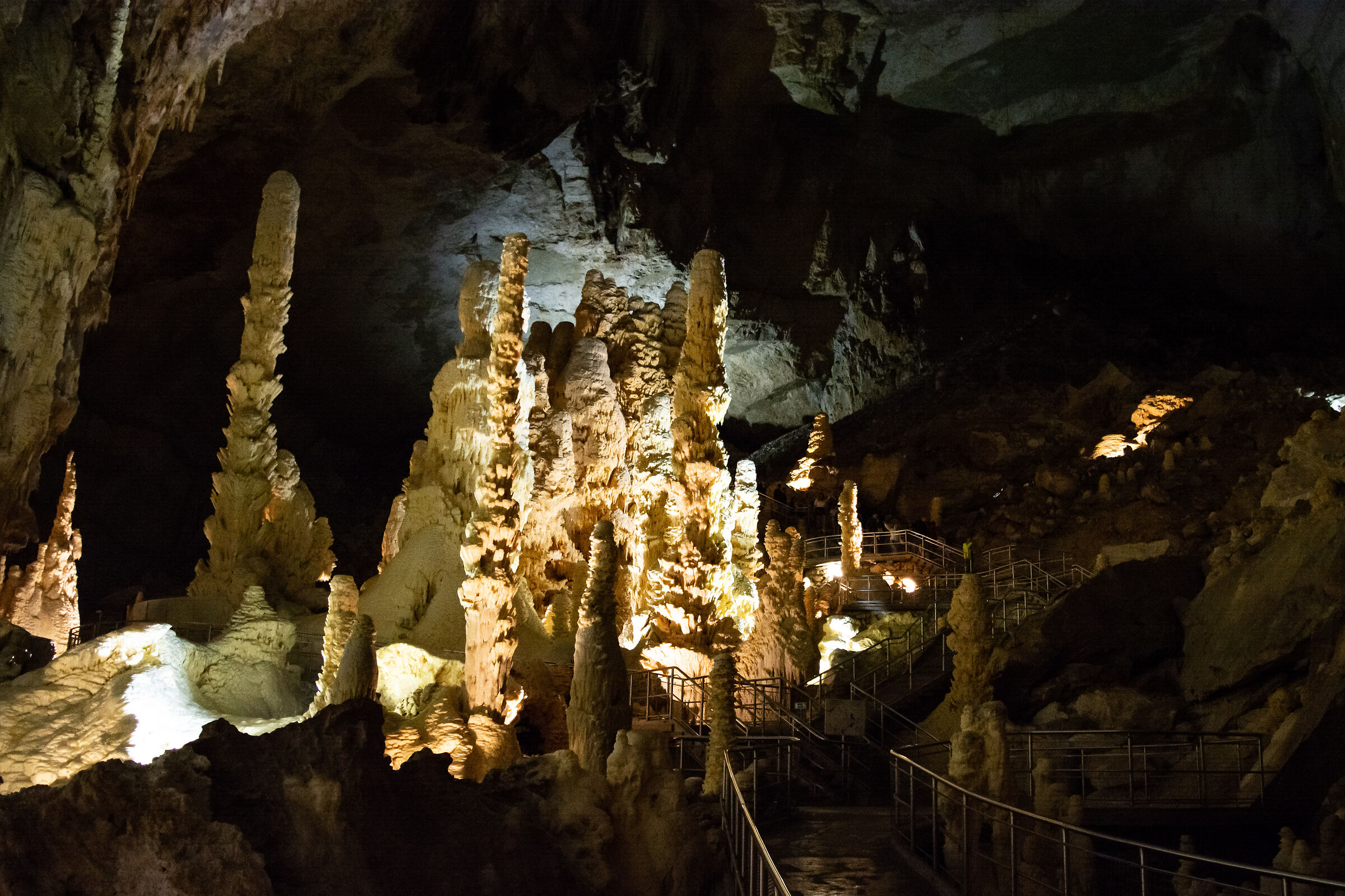 Frasassi Caves