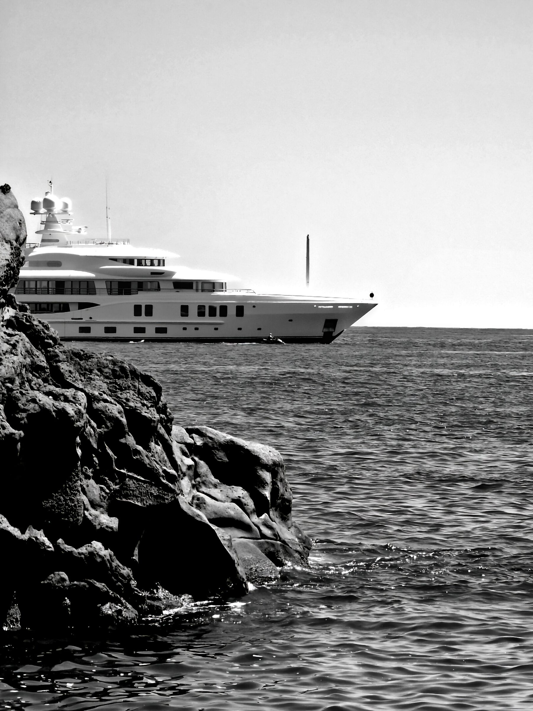 Two profiles on the sea