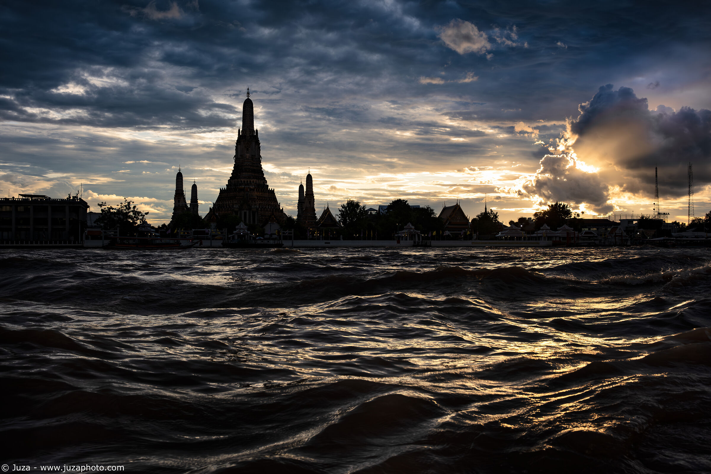 Wat Arun and Chao Phraya