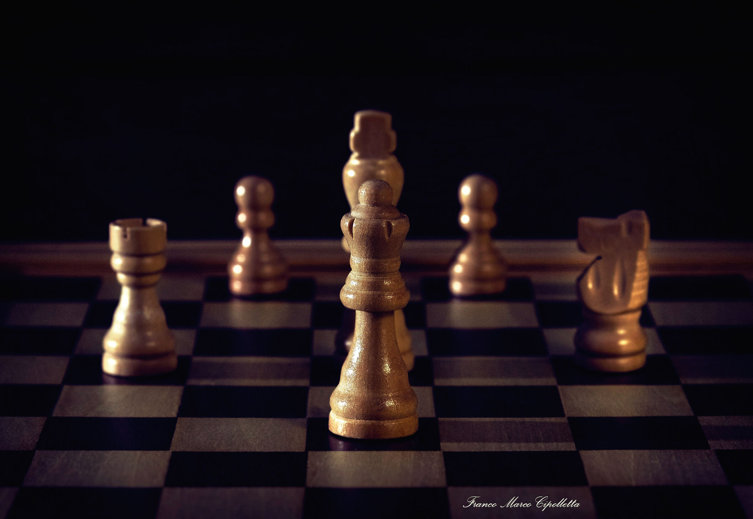 The tower falls, the horse jumps, pedestrians stumble