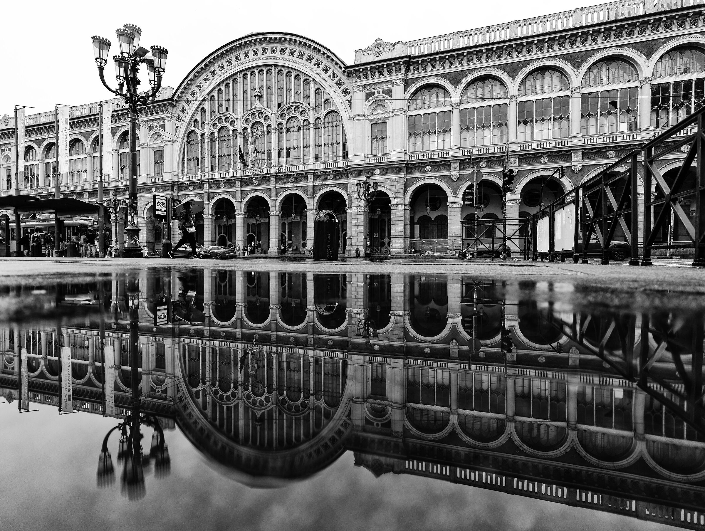 Torino Monochrome