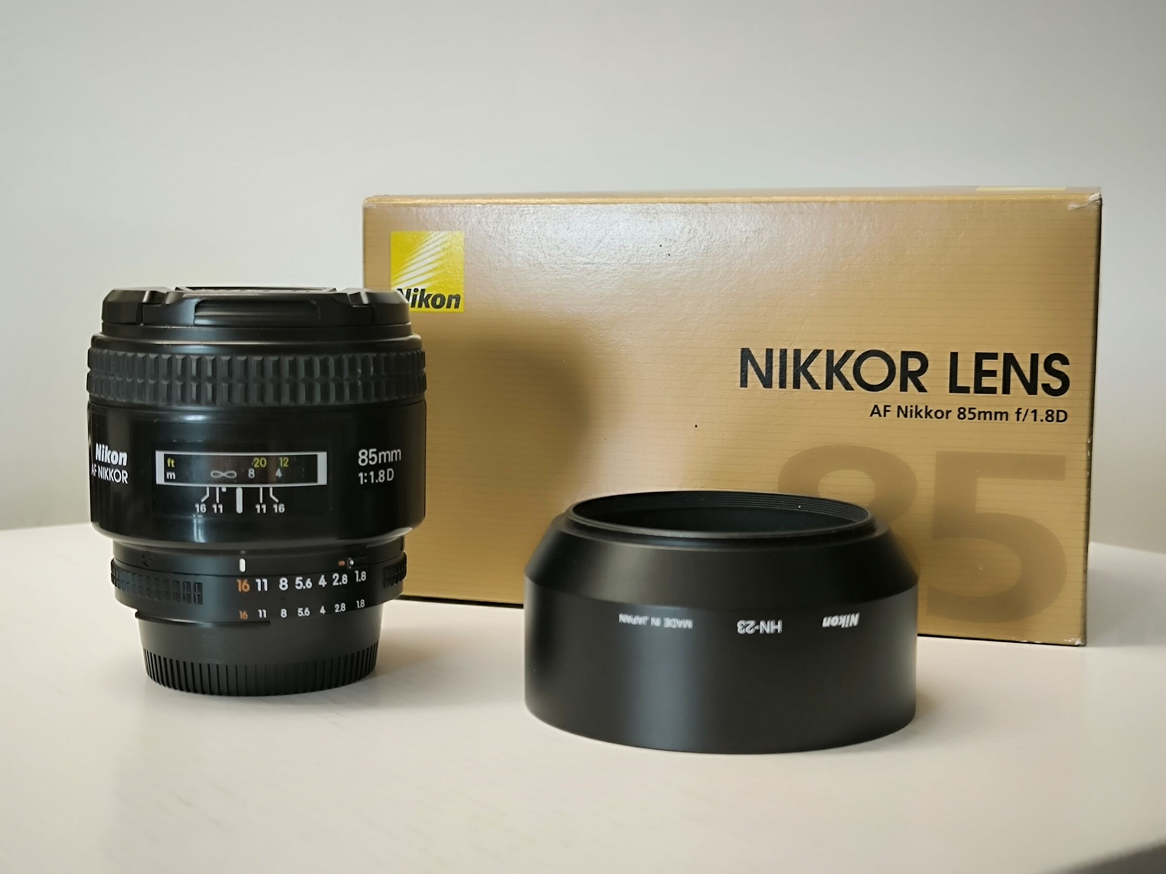 Nikon afd 85mm f1.8