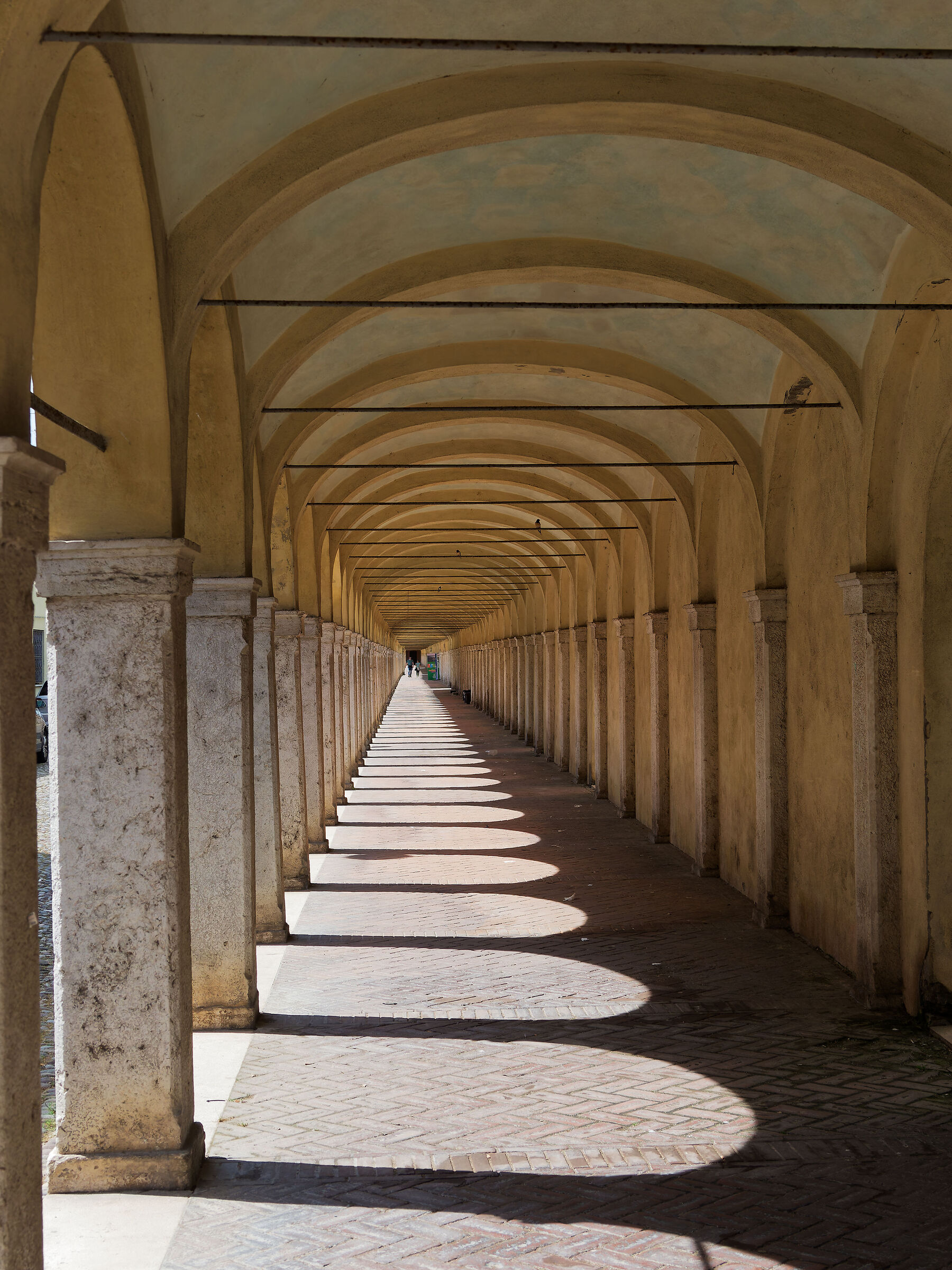 Comacchio-loggiato dei Cappuccini