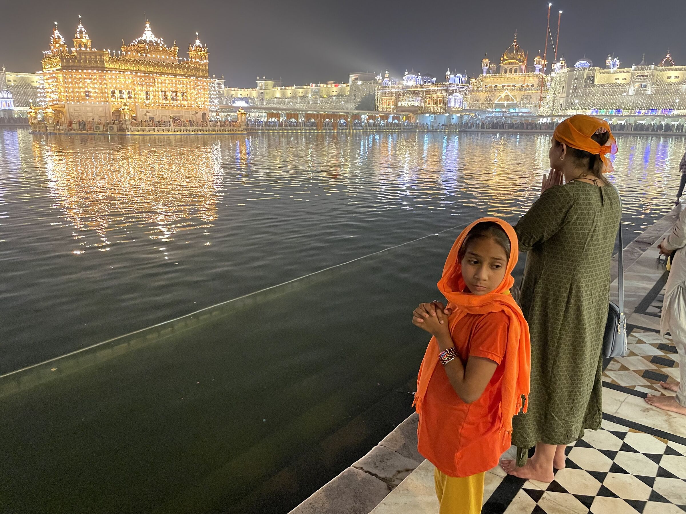 La preghiera, Golden temple, Amritsar, India