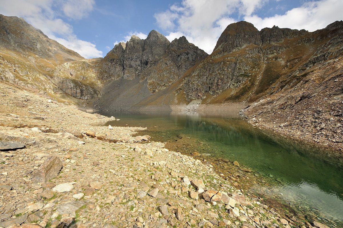 Lago del Diavolo e monte Aga