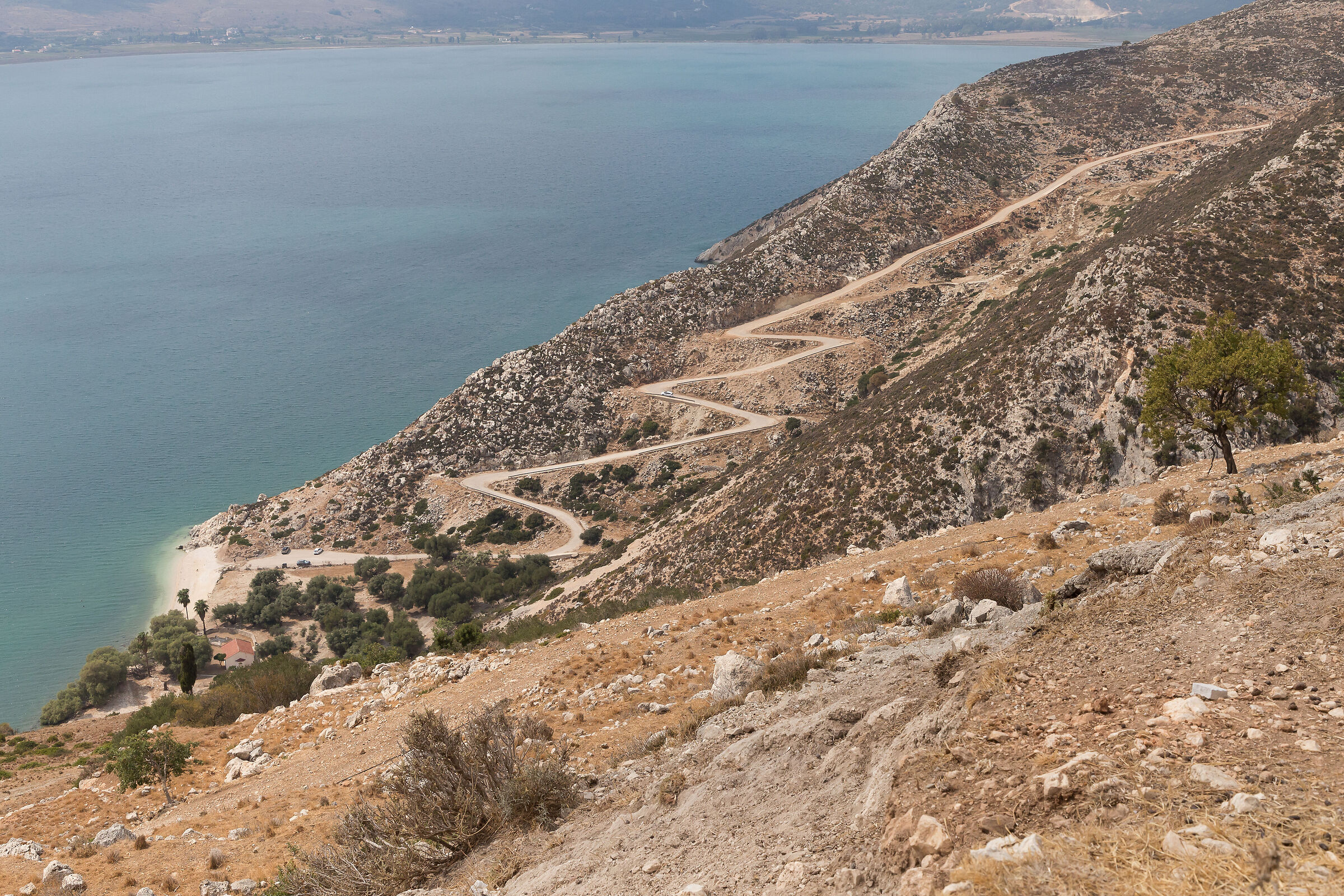 strada per santa sotiria beach