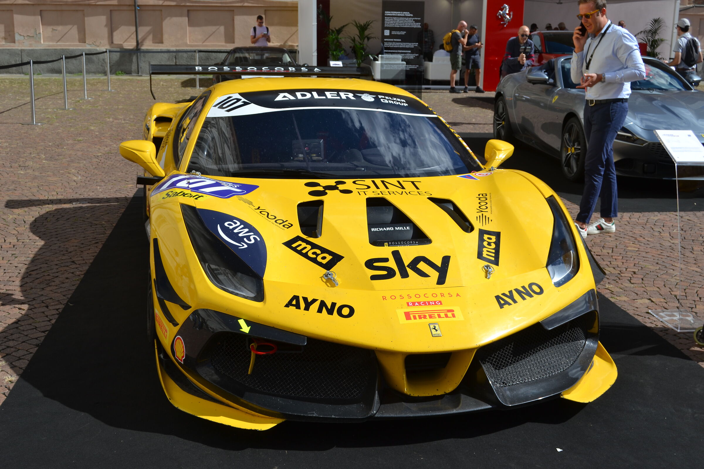 FERRARI 488 GT3