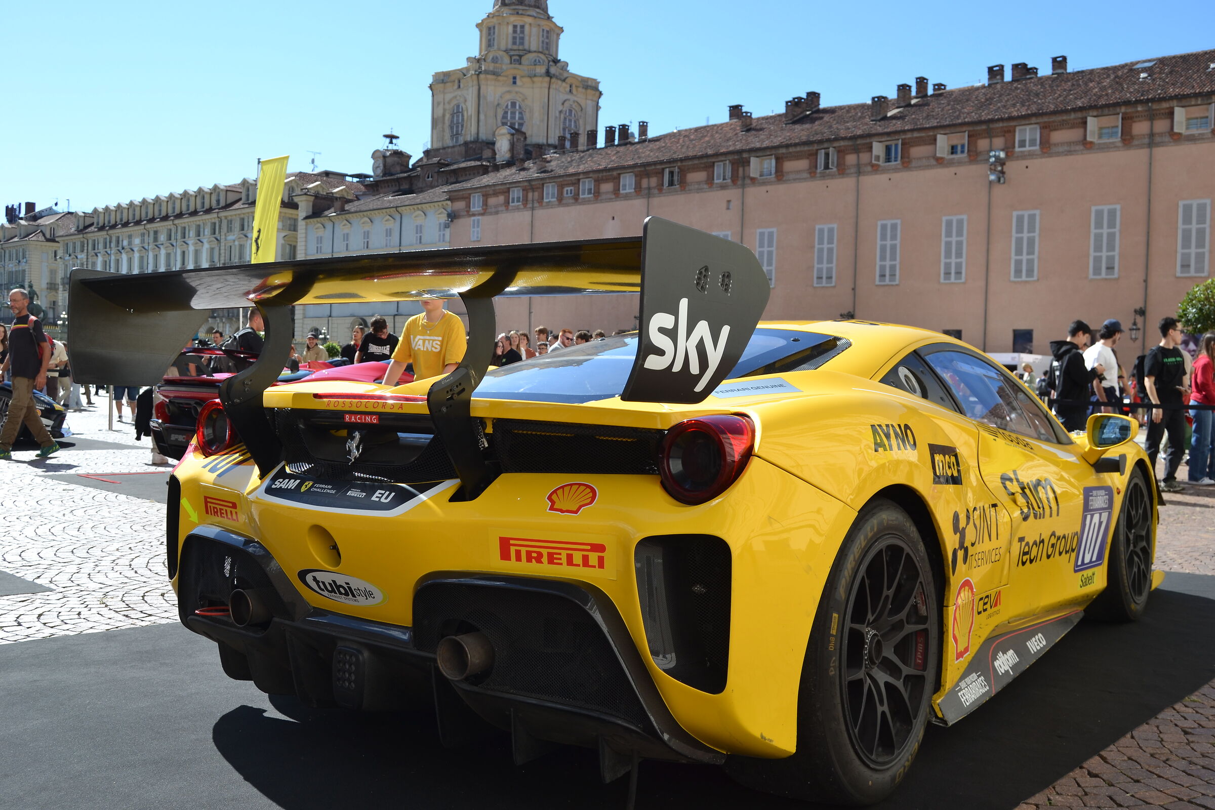 FERRARI 488 GT3