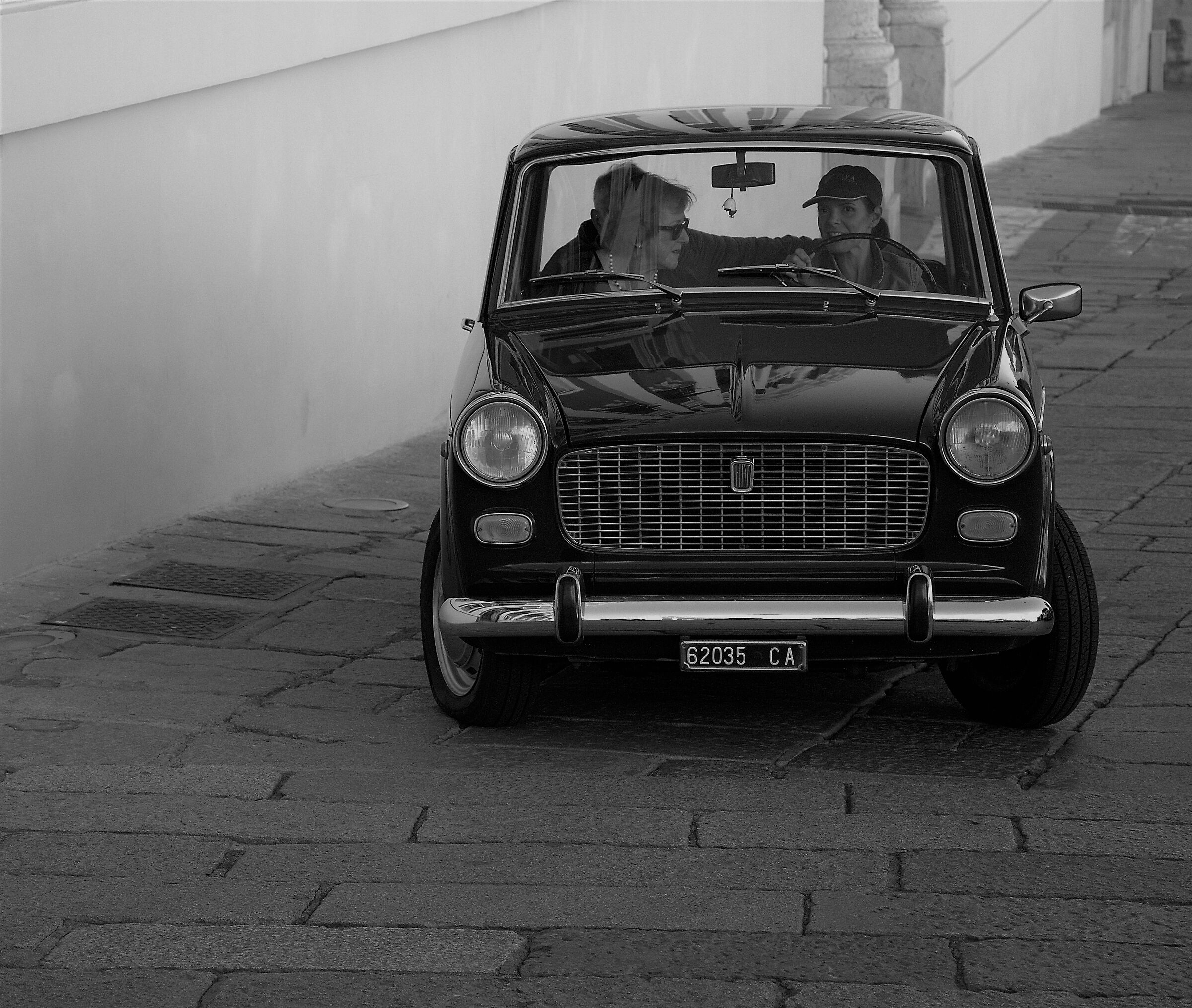 A tour of the historic center of Cagliari.