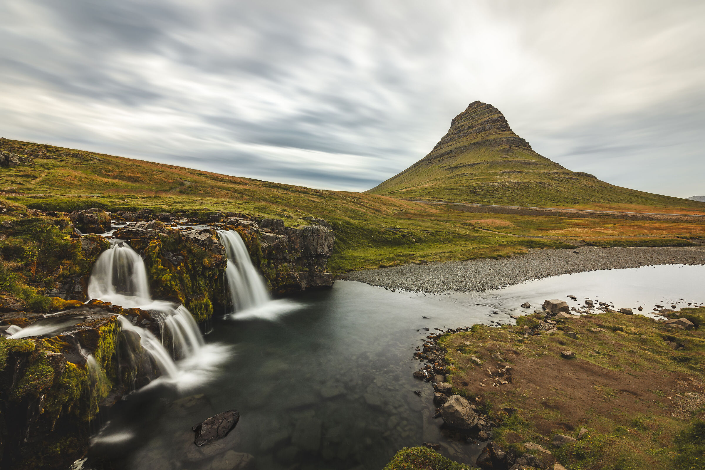 Old dear Kirkjufell