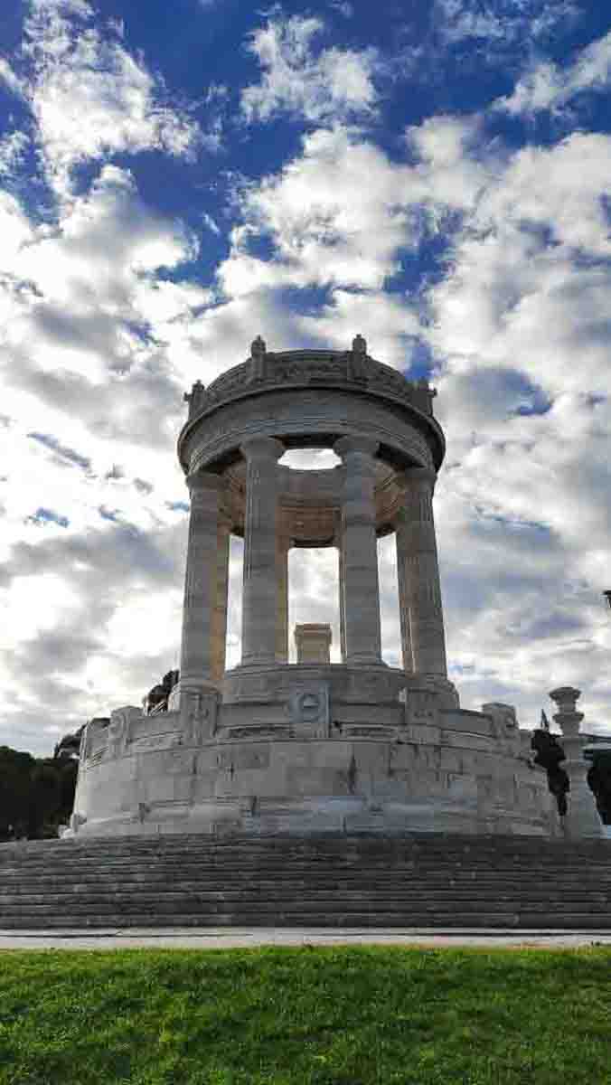 Monumento