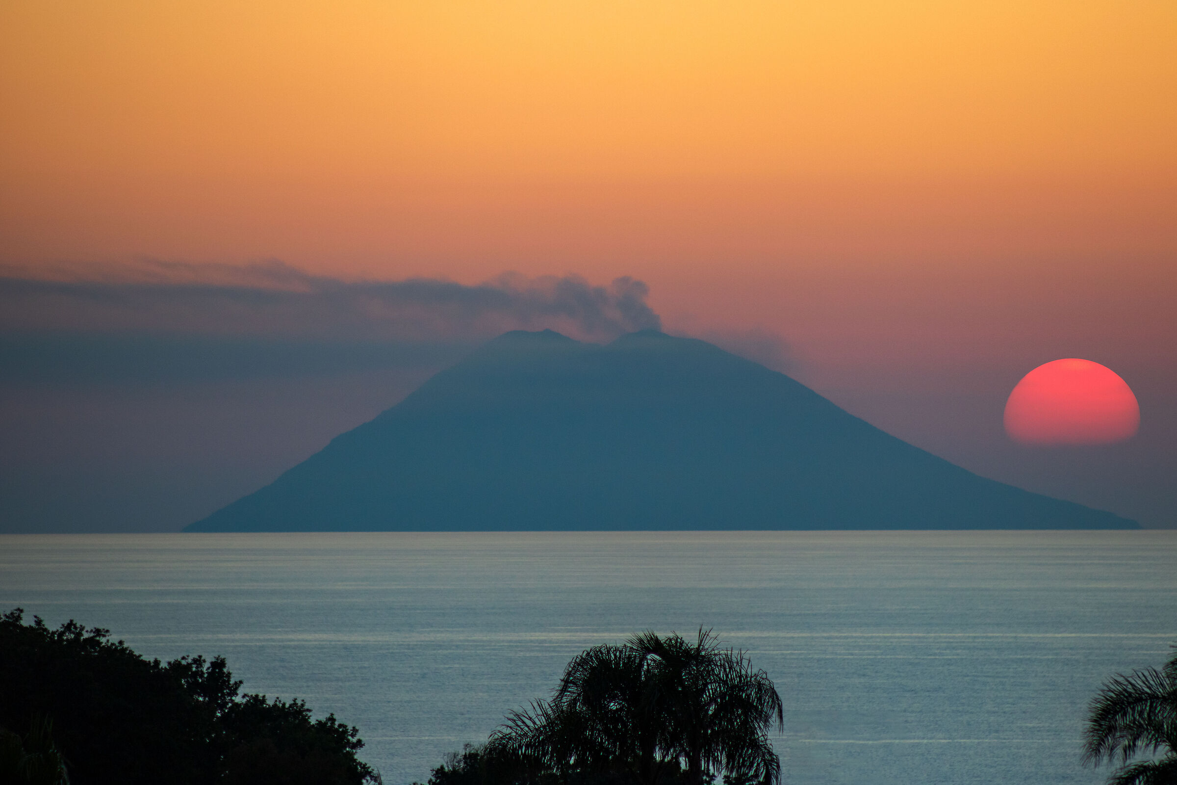 Sunset s Stromboli