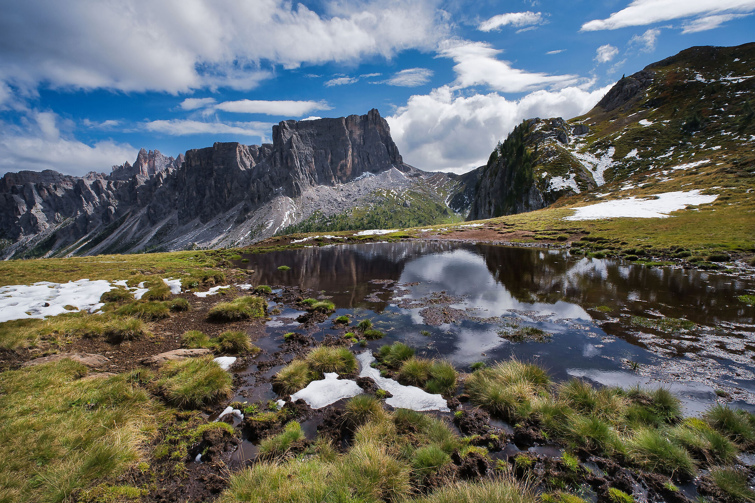 Above the Giau Pass