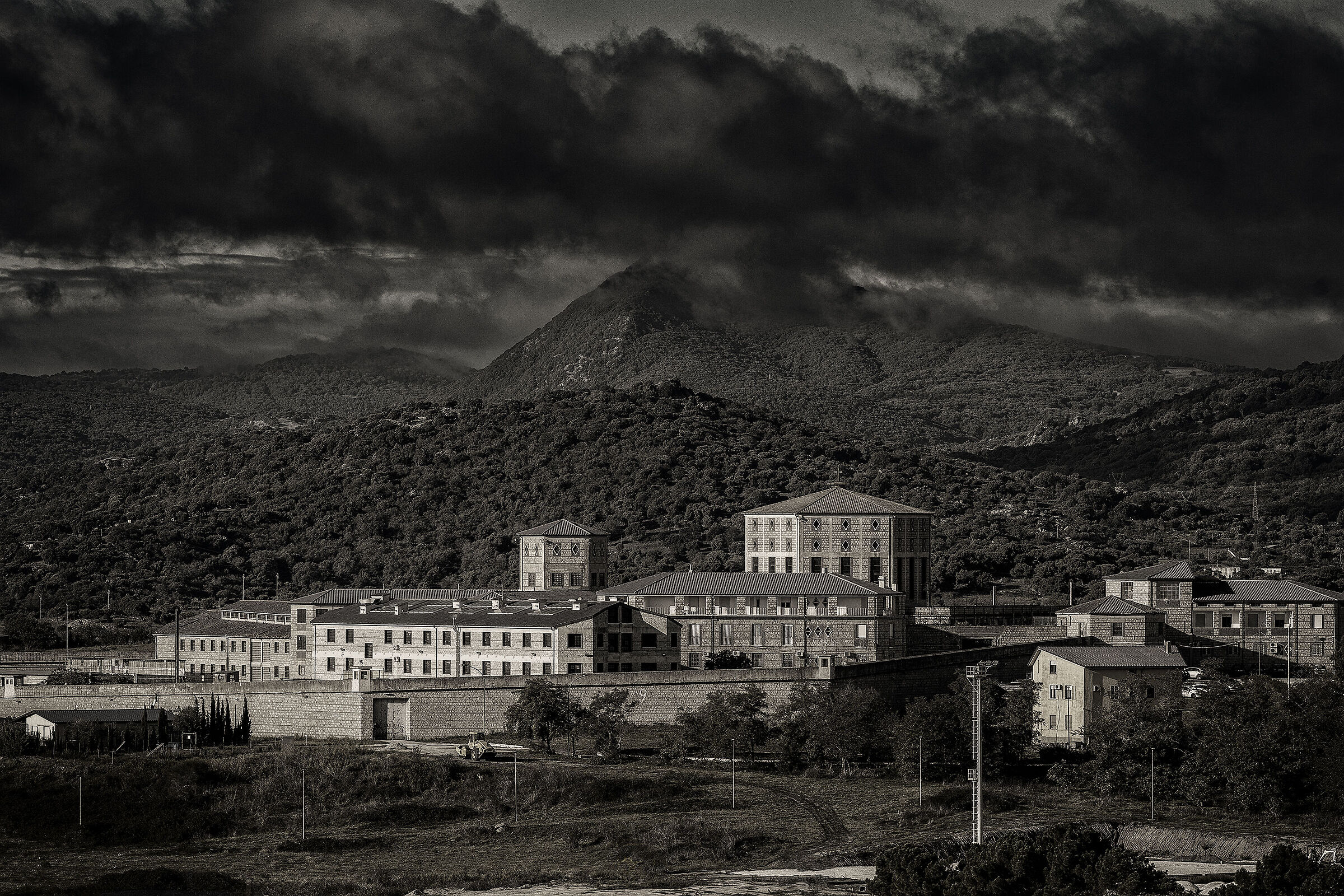 The maximum security prison of Badu 'e Carros