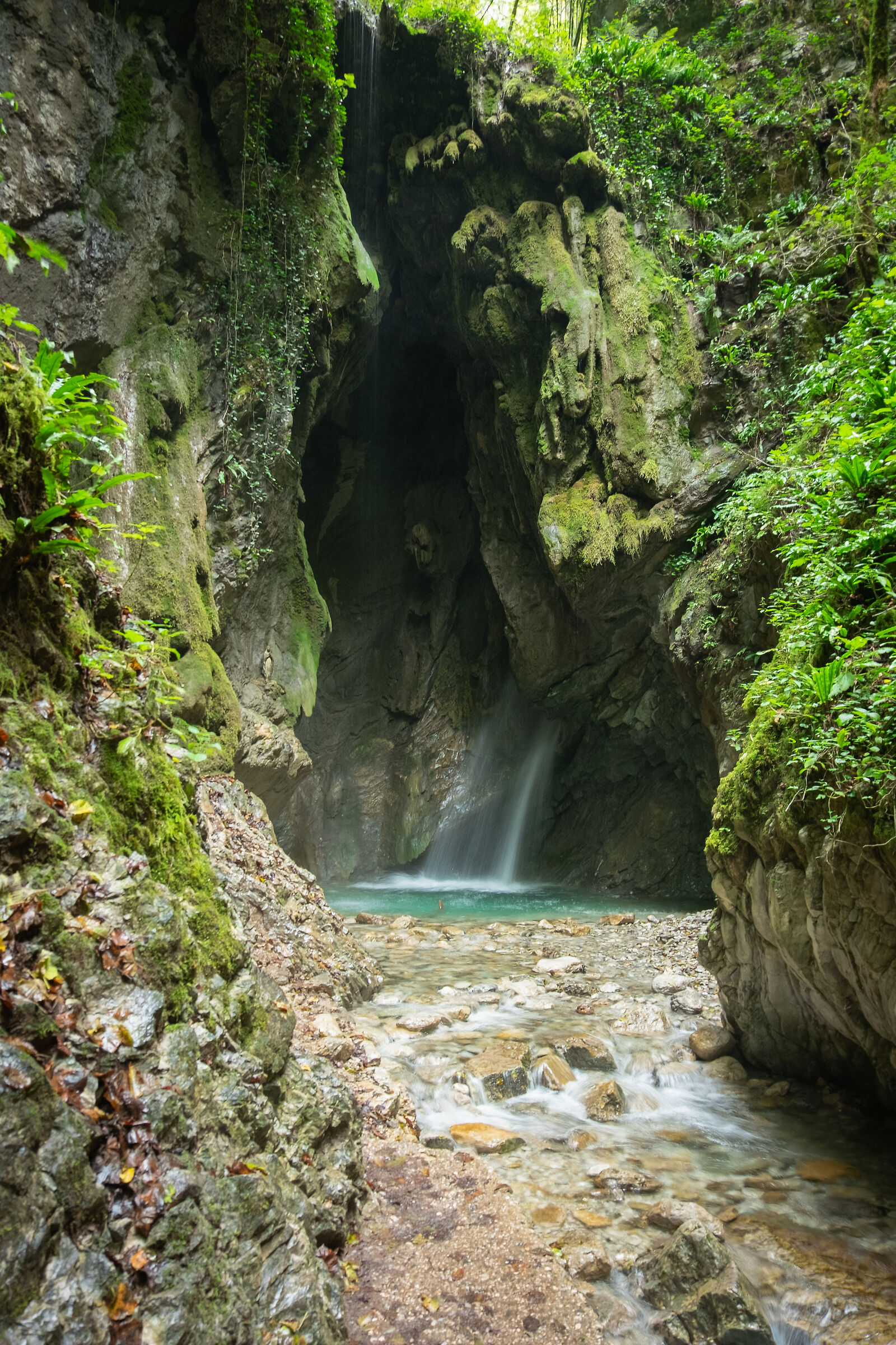 Just the din of water