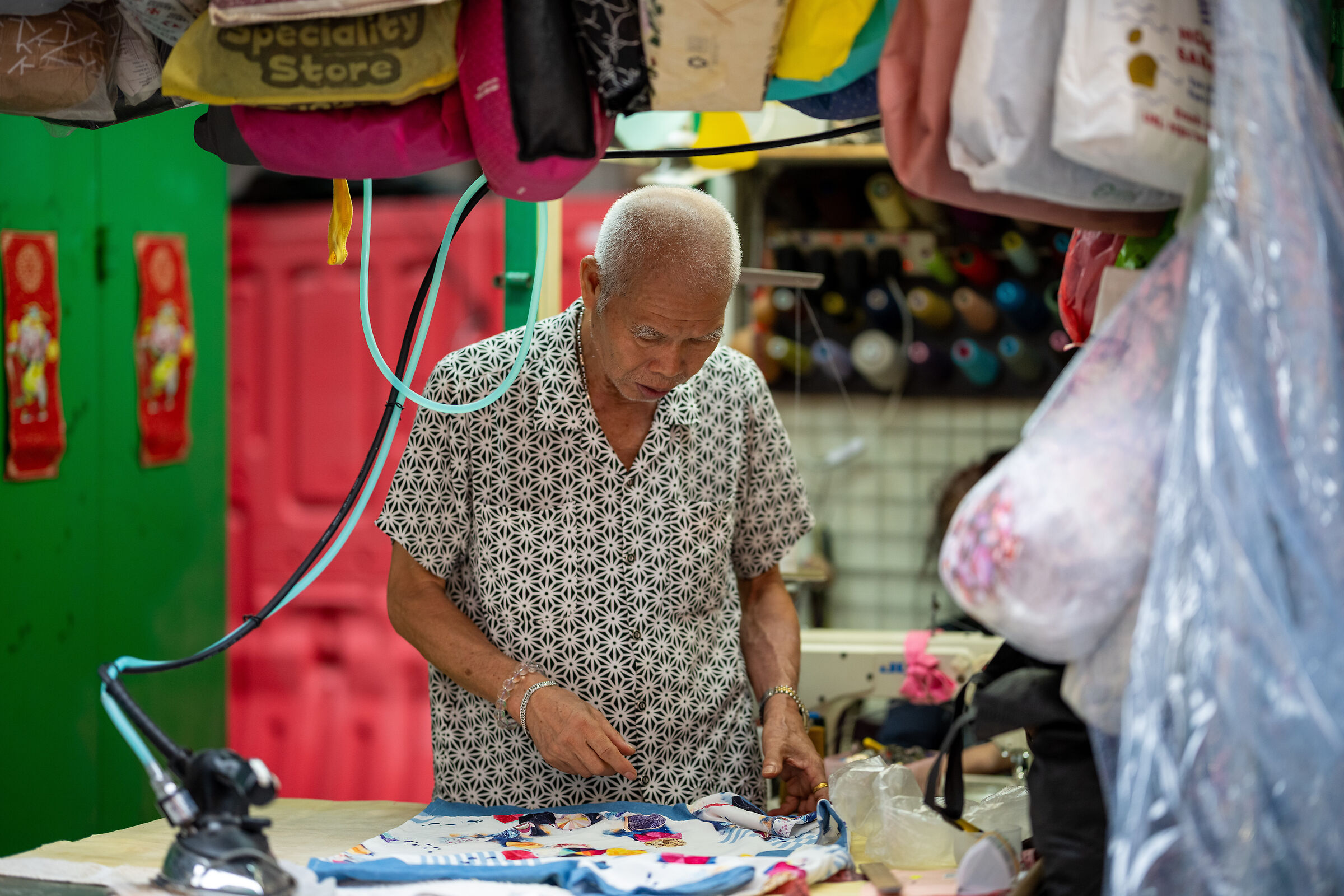 Sony 85GMII Mongkok (HKG) initial tests
