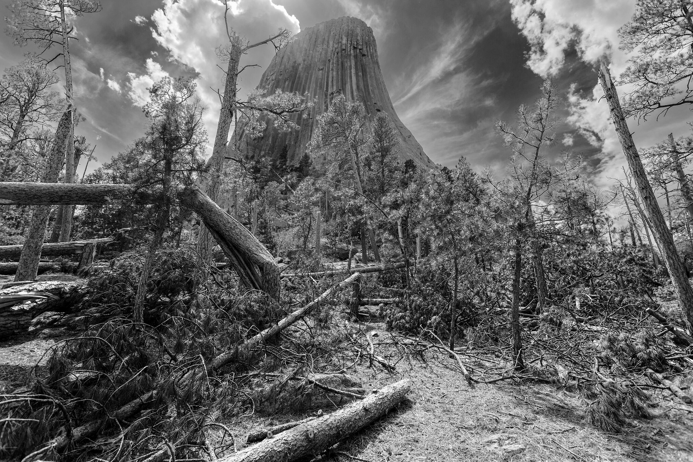 Devils Tower storm