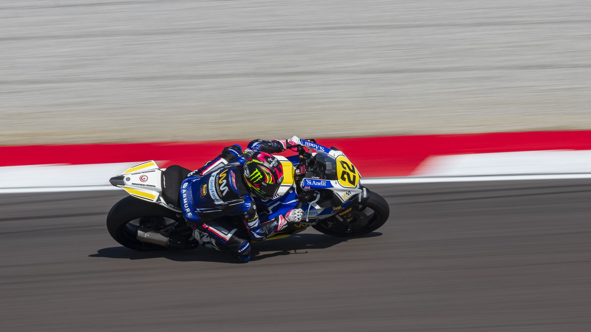 Ana Carrasco - Yamaha R7