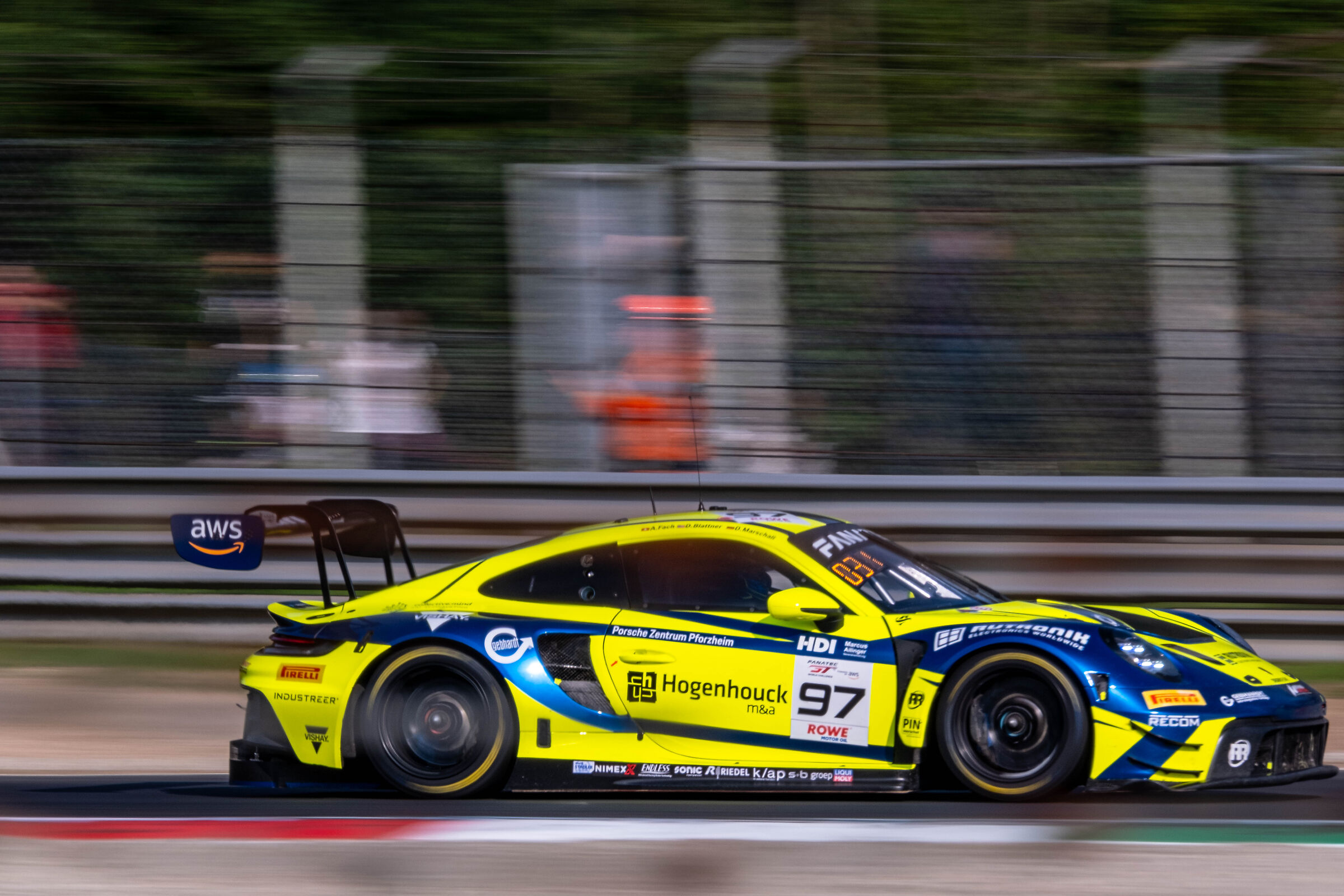 97 - Rutronik Porsche