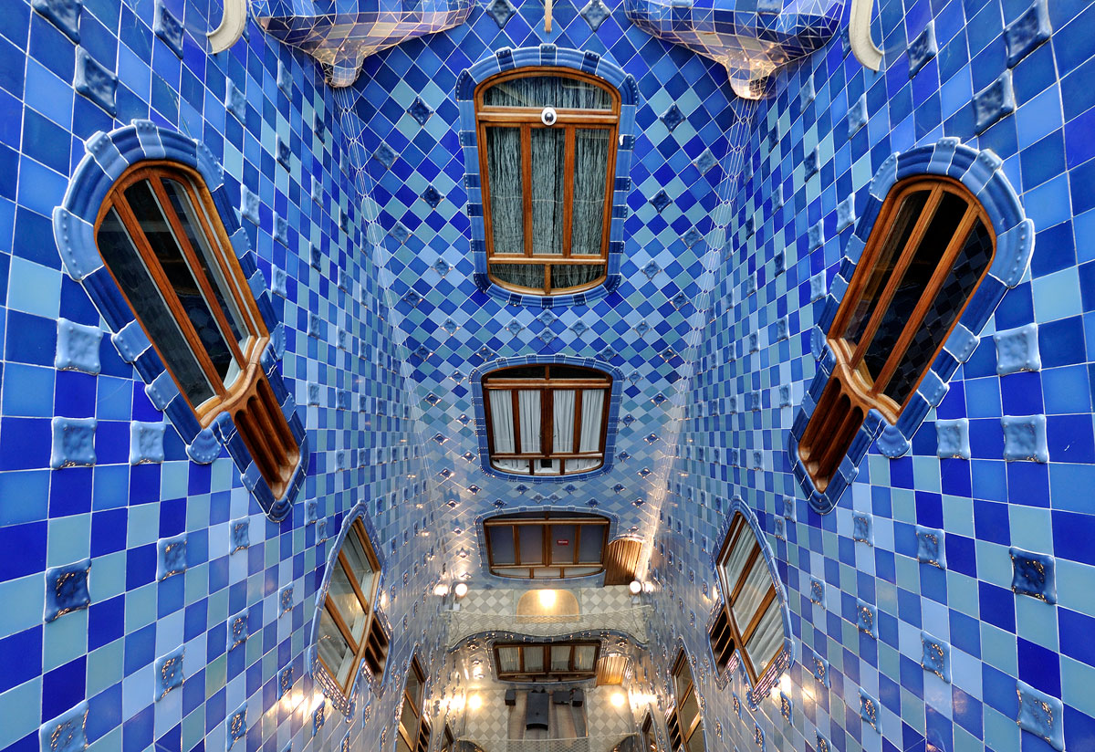 The shaft of light - House Battlò