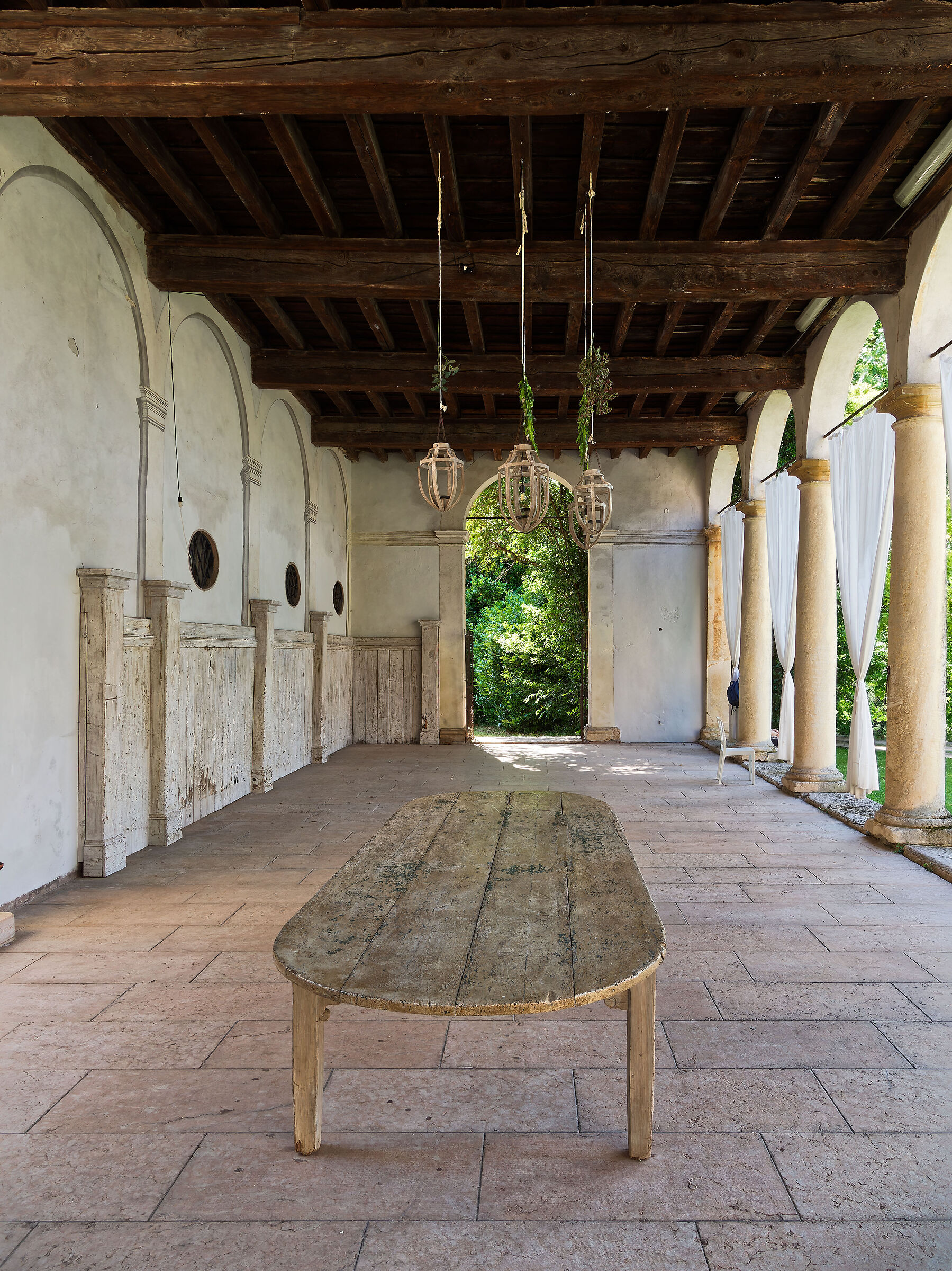 Villa Vendri: il tavolo