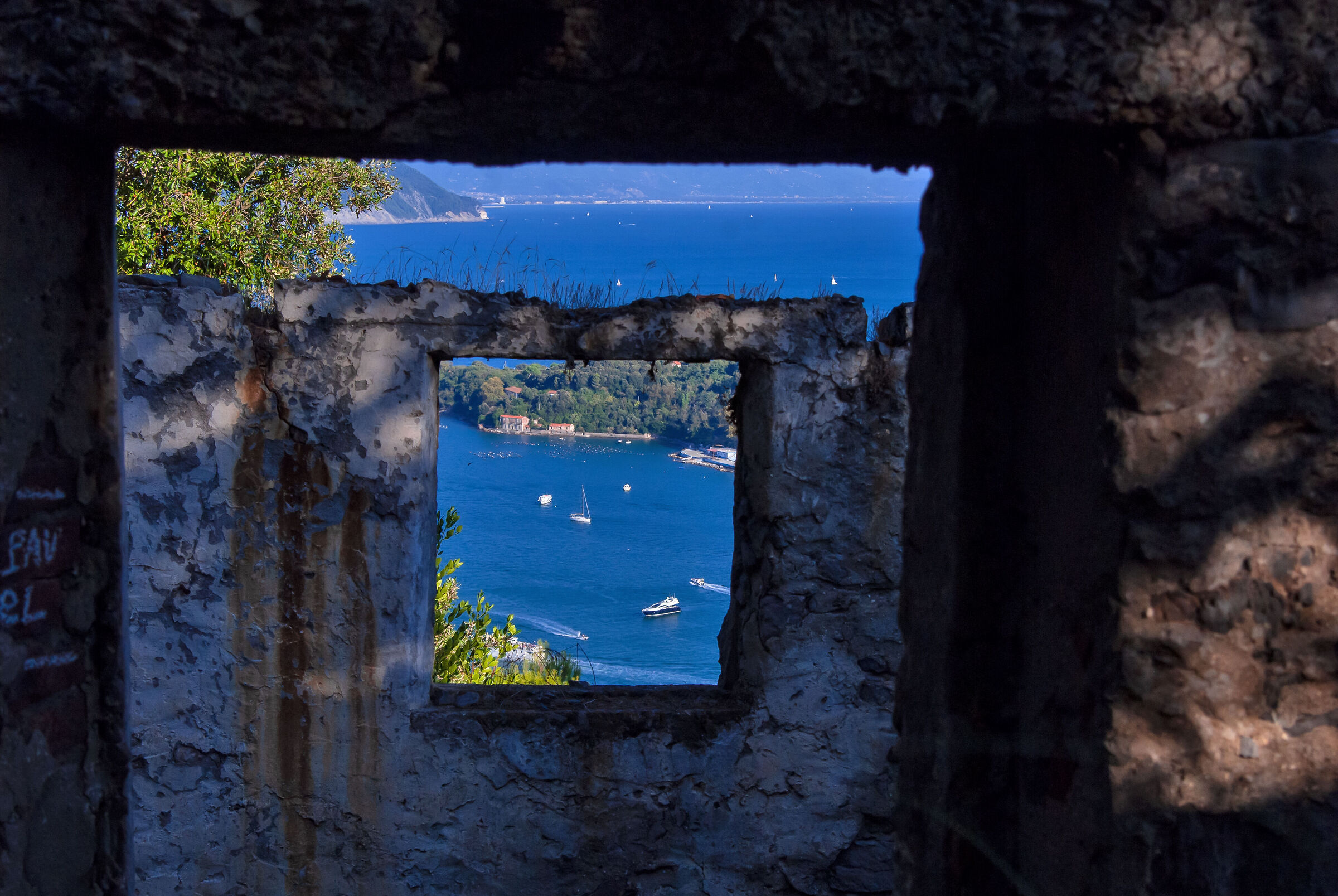 Vedo doppio ! finestre vista mare ... aaa cercasi