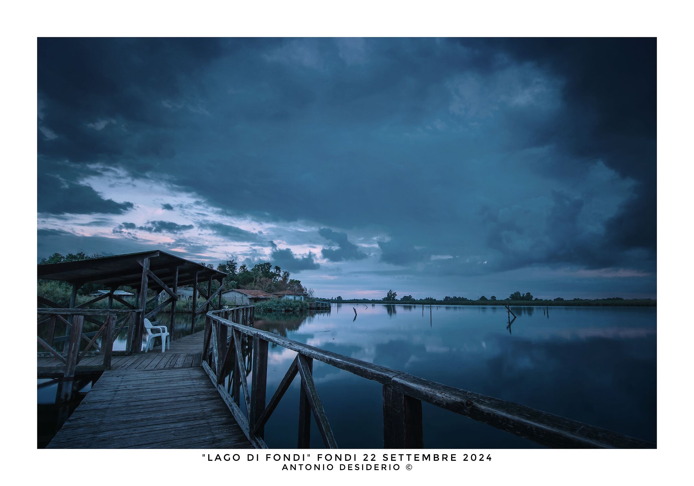 Blue hour, before the storm...