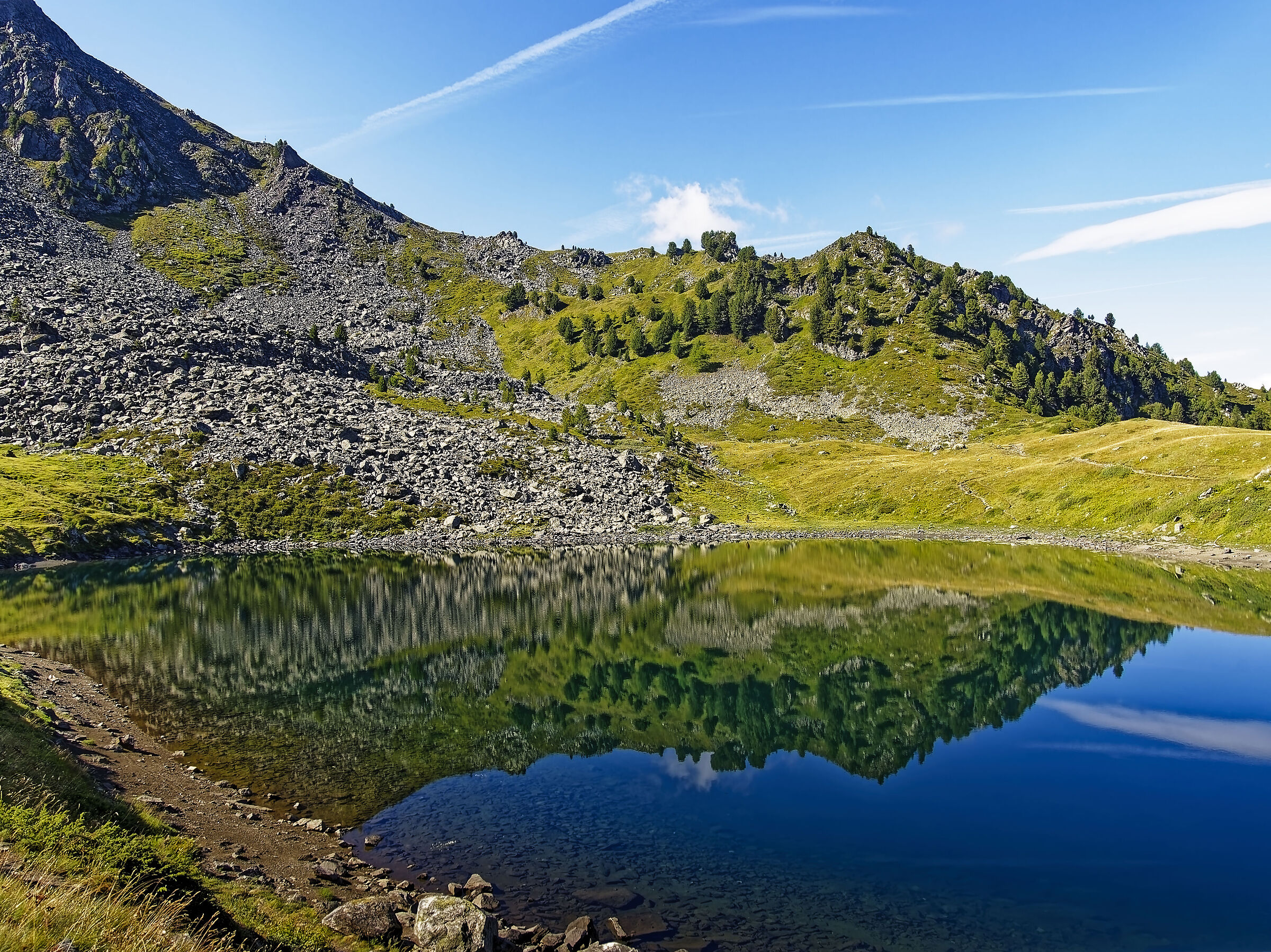 Aosta Valley towards the Arbolle refuge