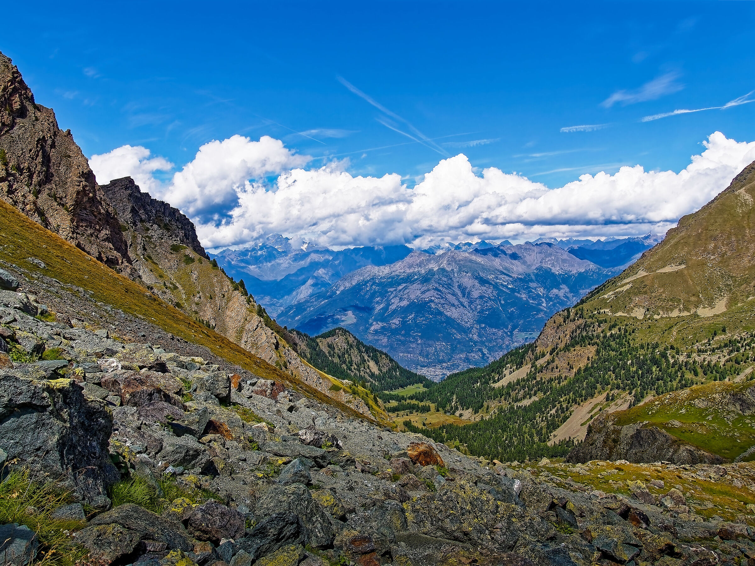 Aosta Valley towards the Arbolle refuge