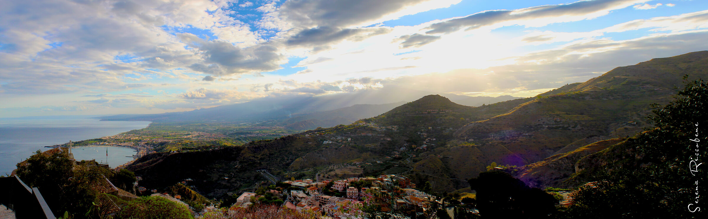 Tramonto su Taormina