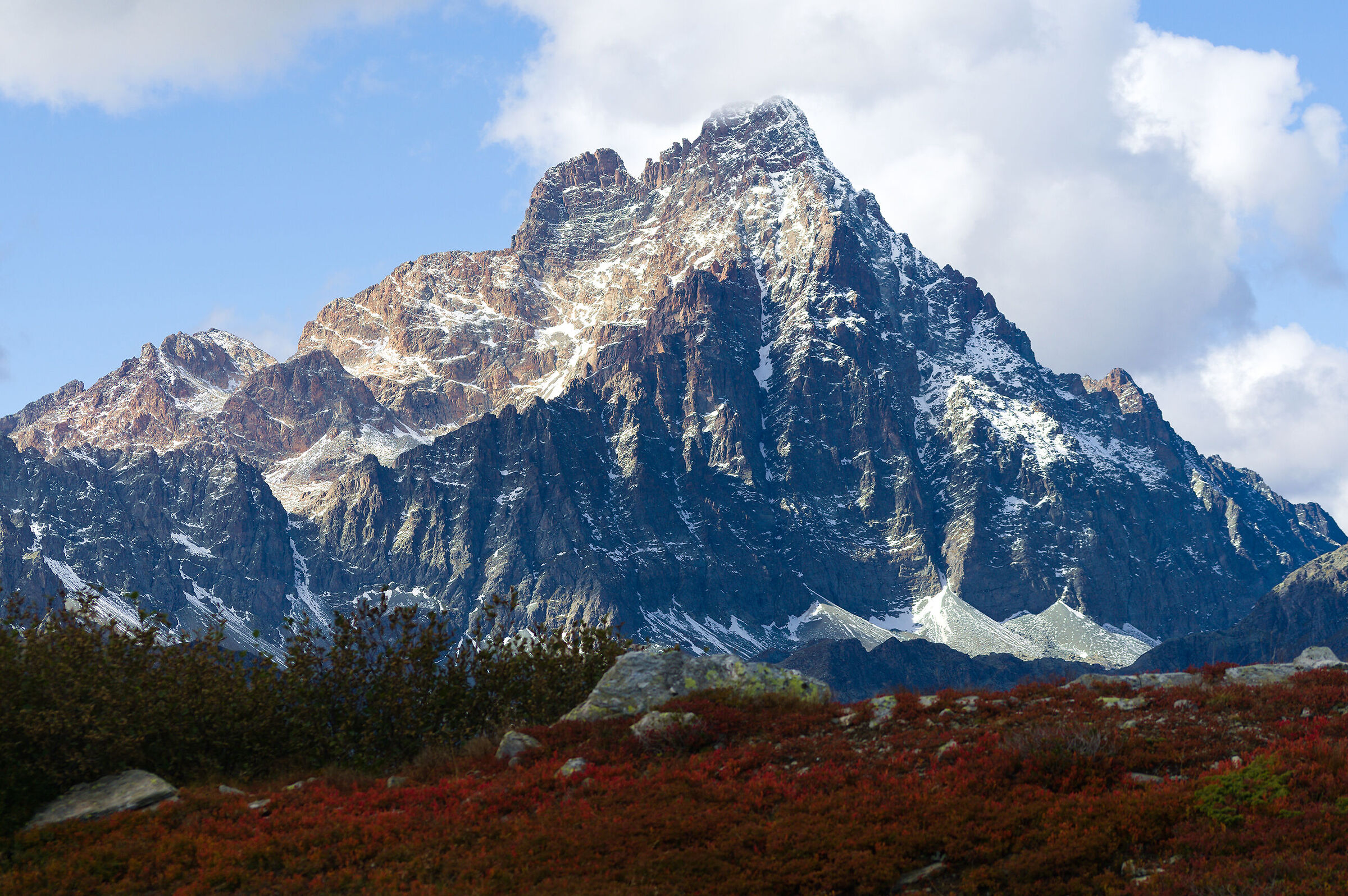 Monviso in veste autunnale...