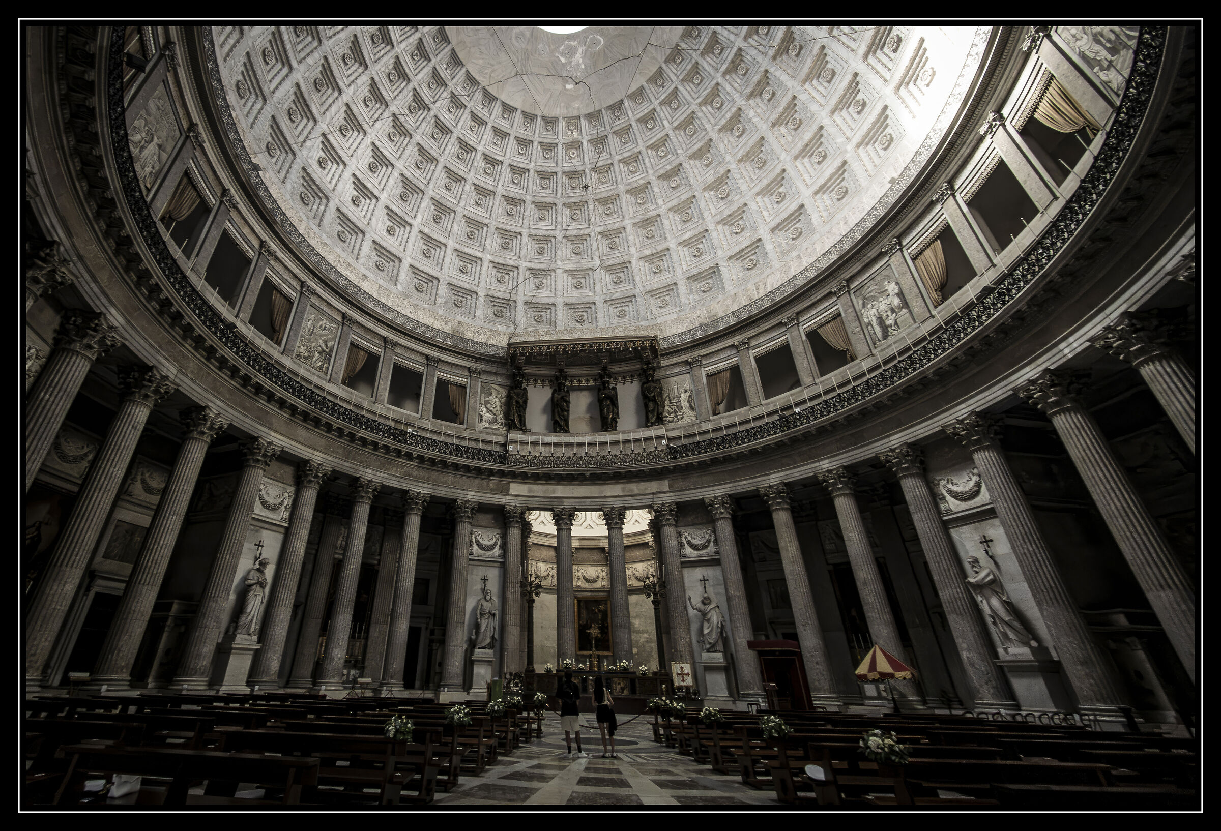 Basilica San Francesco di Paola - Interno