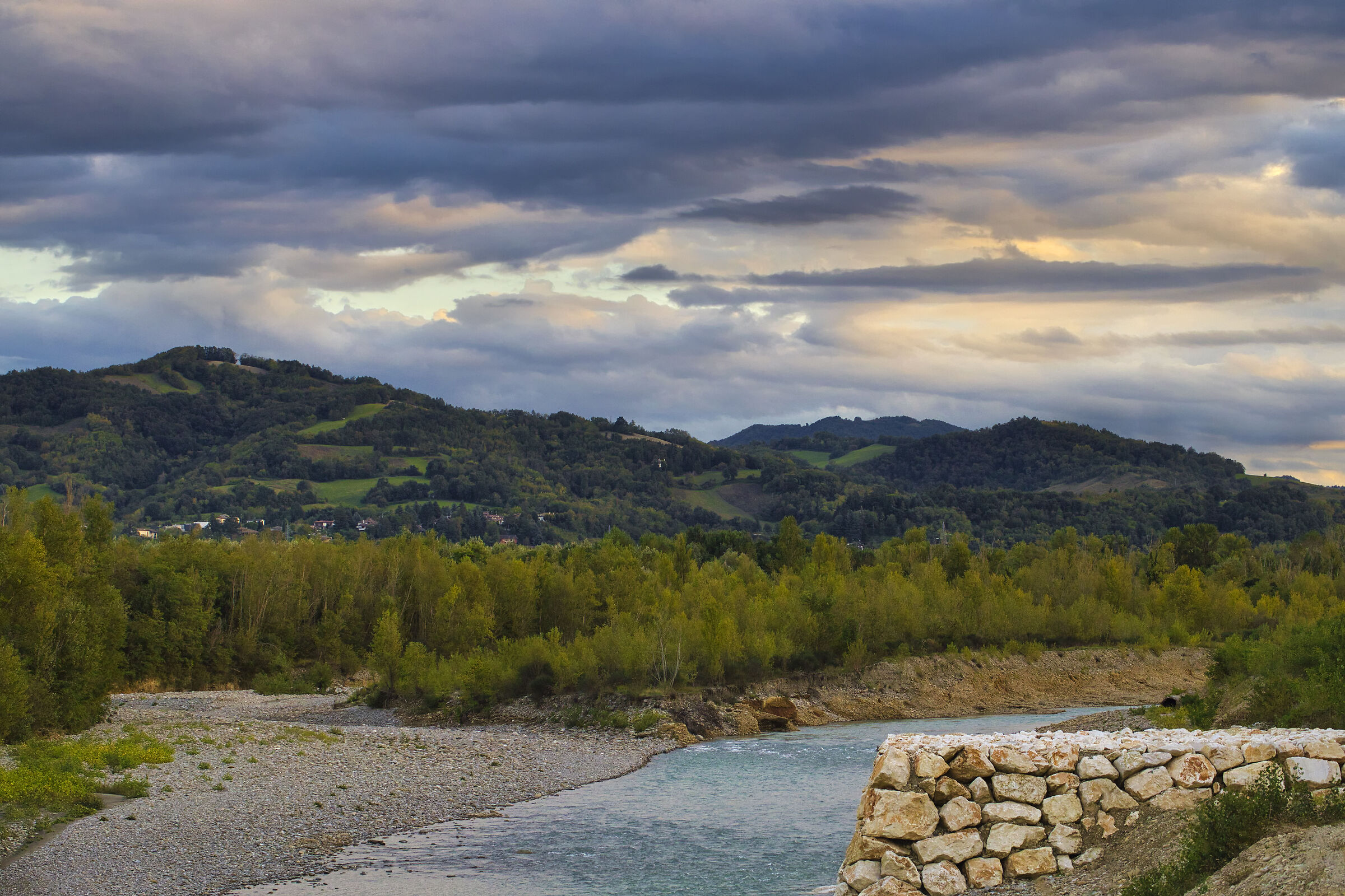 Oasis Cronovilla at sunset