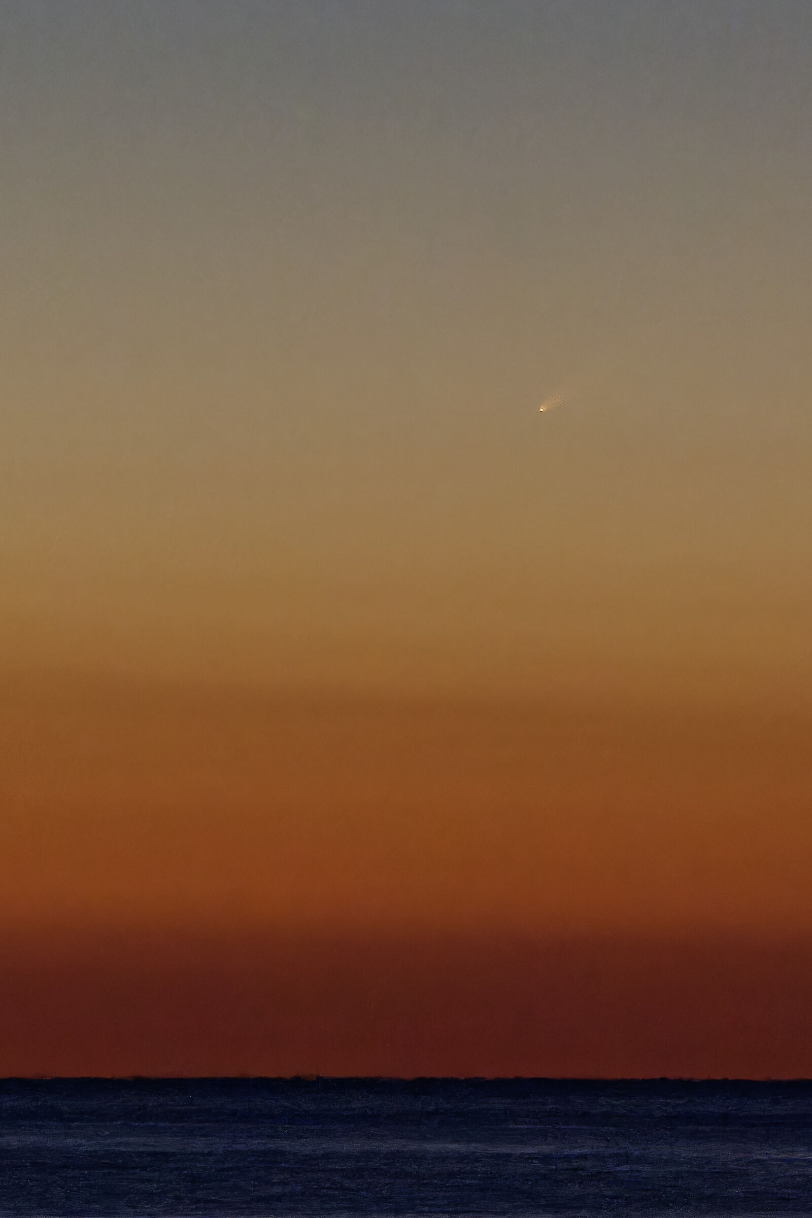 Cometa c/2023 A3 Tsuchinshan-Atlas Sul Mare Adriatico