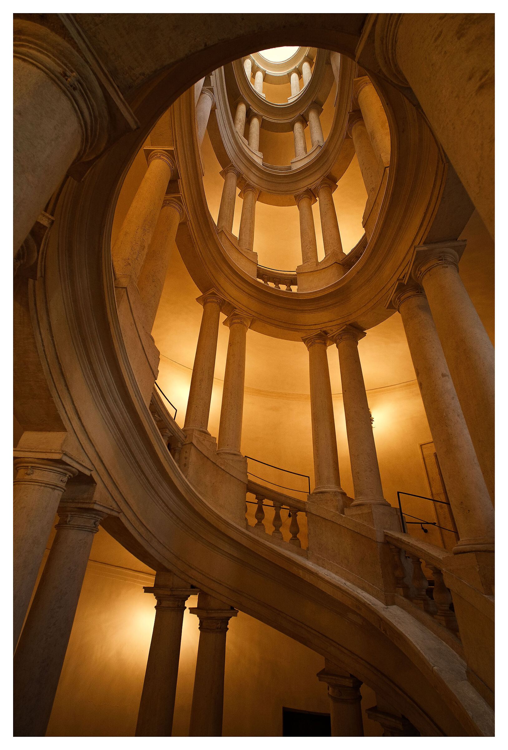 Scala palazzo Barberini Roma