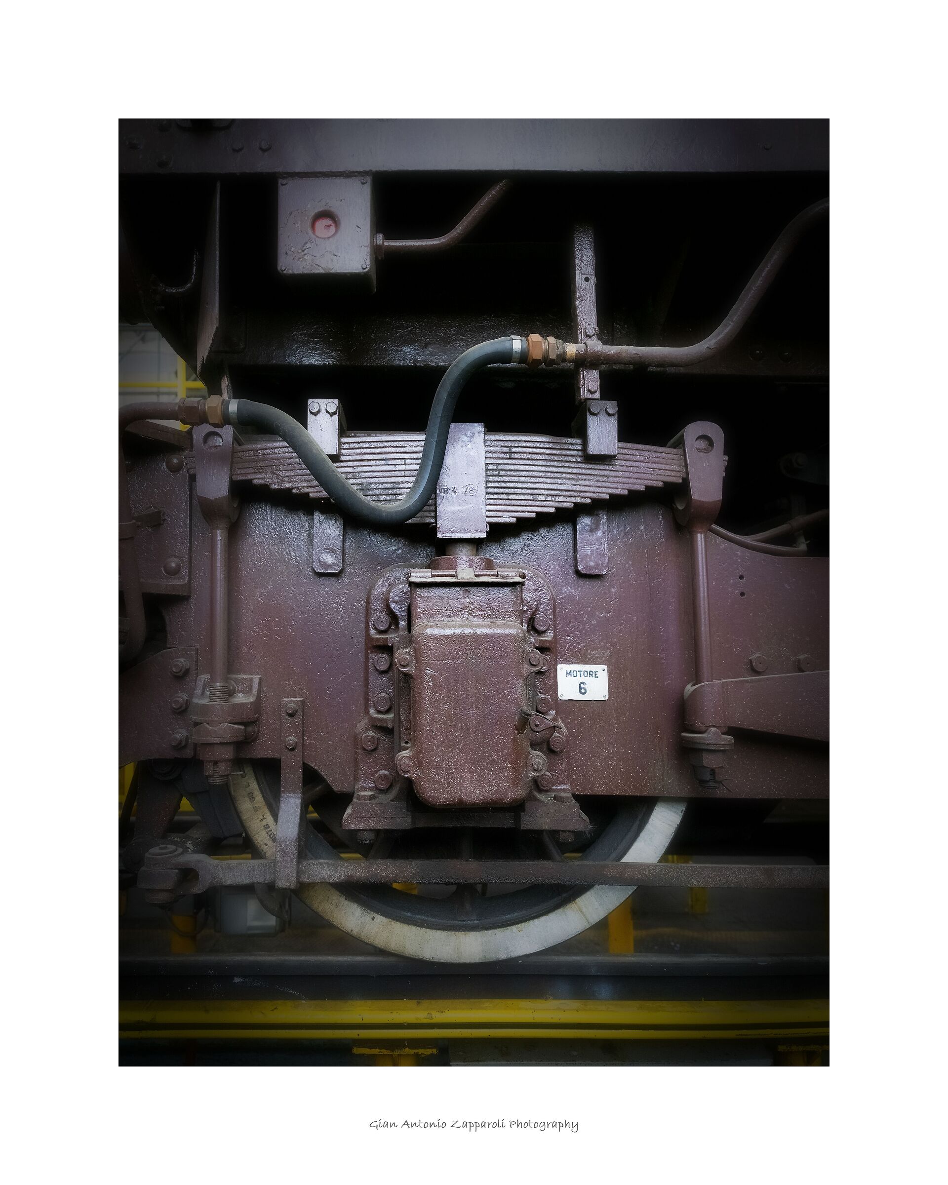 Engine details n.6 electric locomotive E 626 N°001